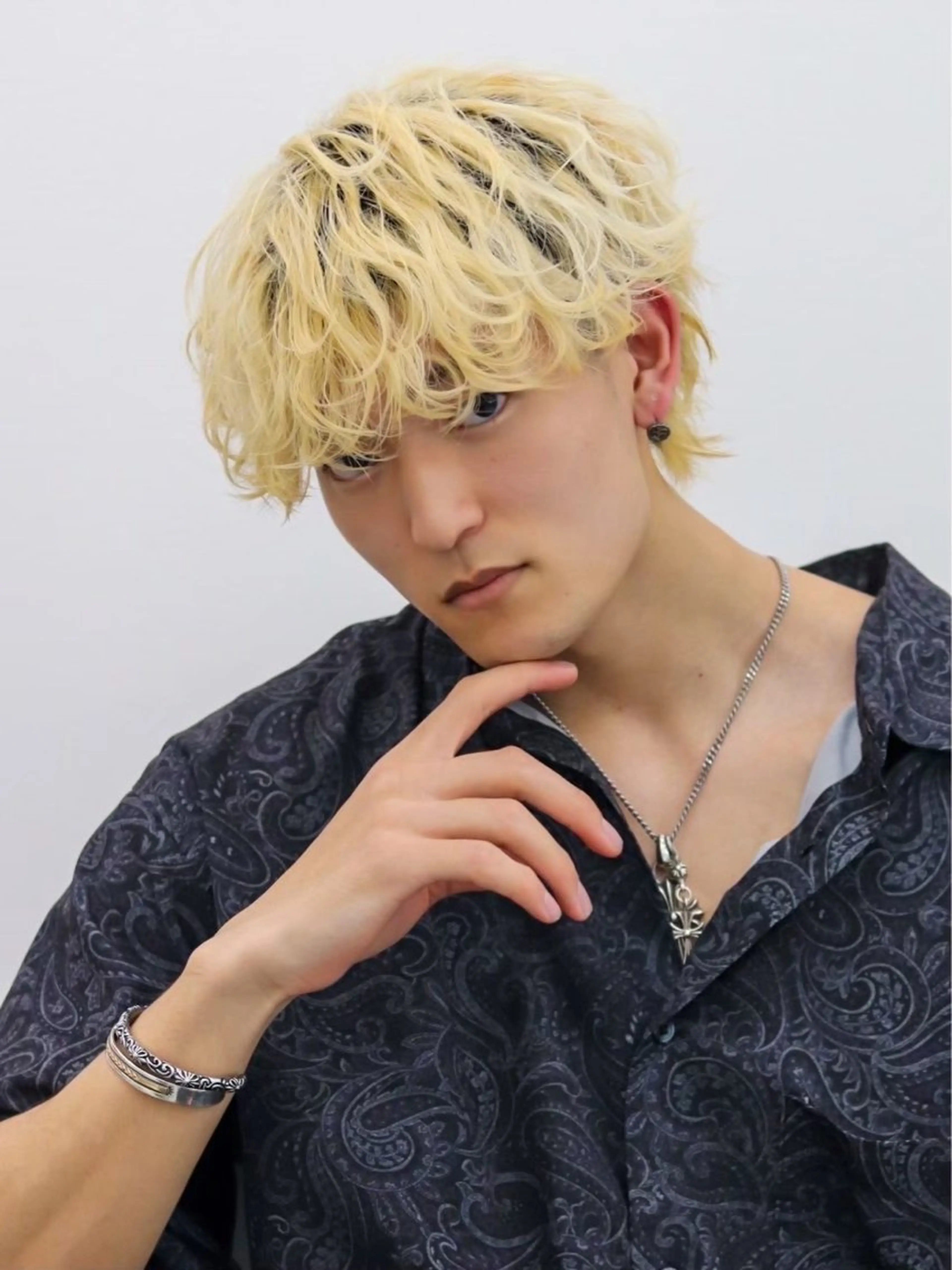 ミディアム カラー メンズ カット パーマ メンズ特化美容師/ 四辻 凱斗のヘアスタイル