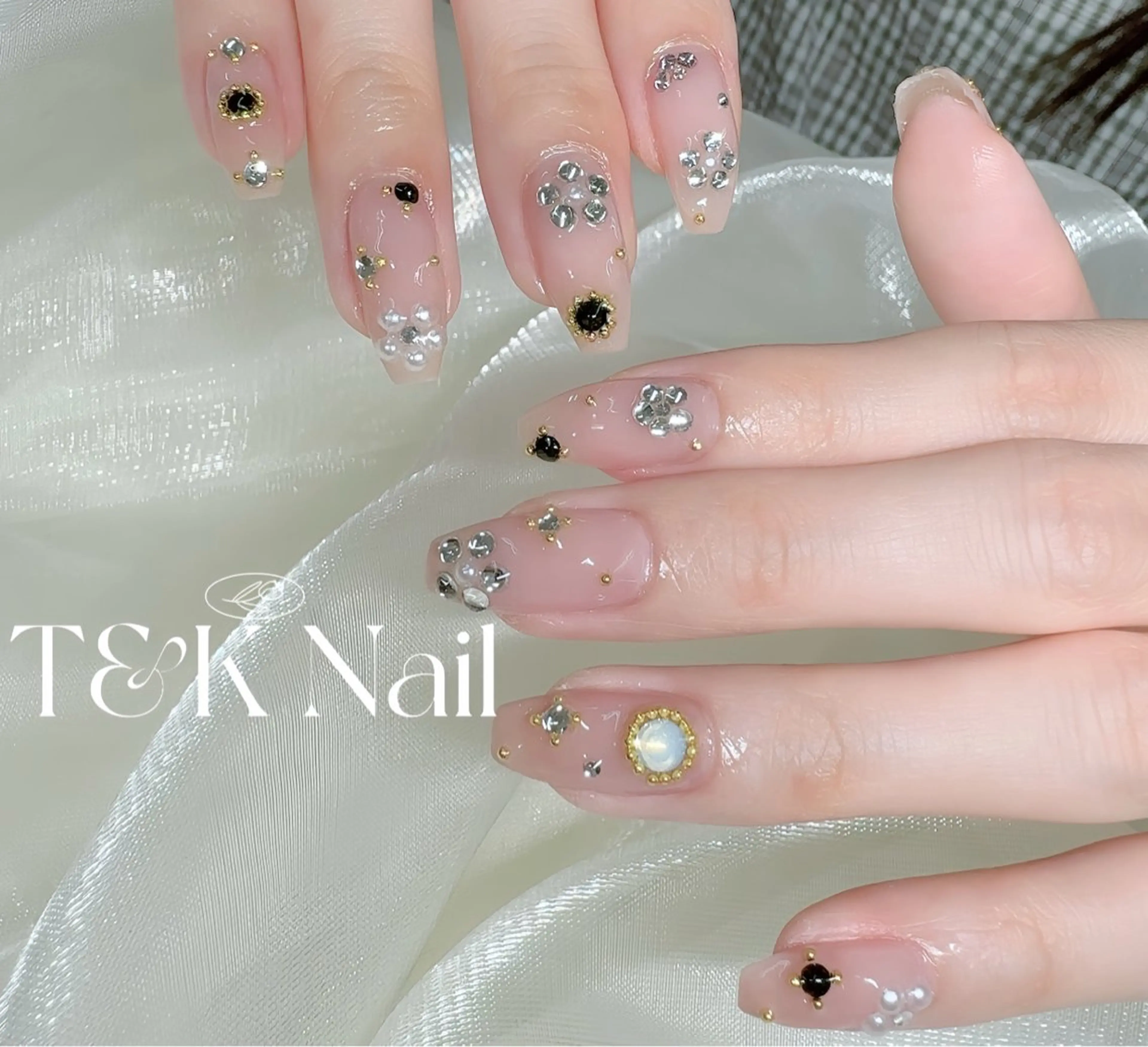 ネイル ハンドネイル ༺༒T&K nail ༒༻のネイルデザイン