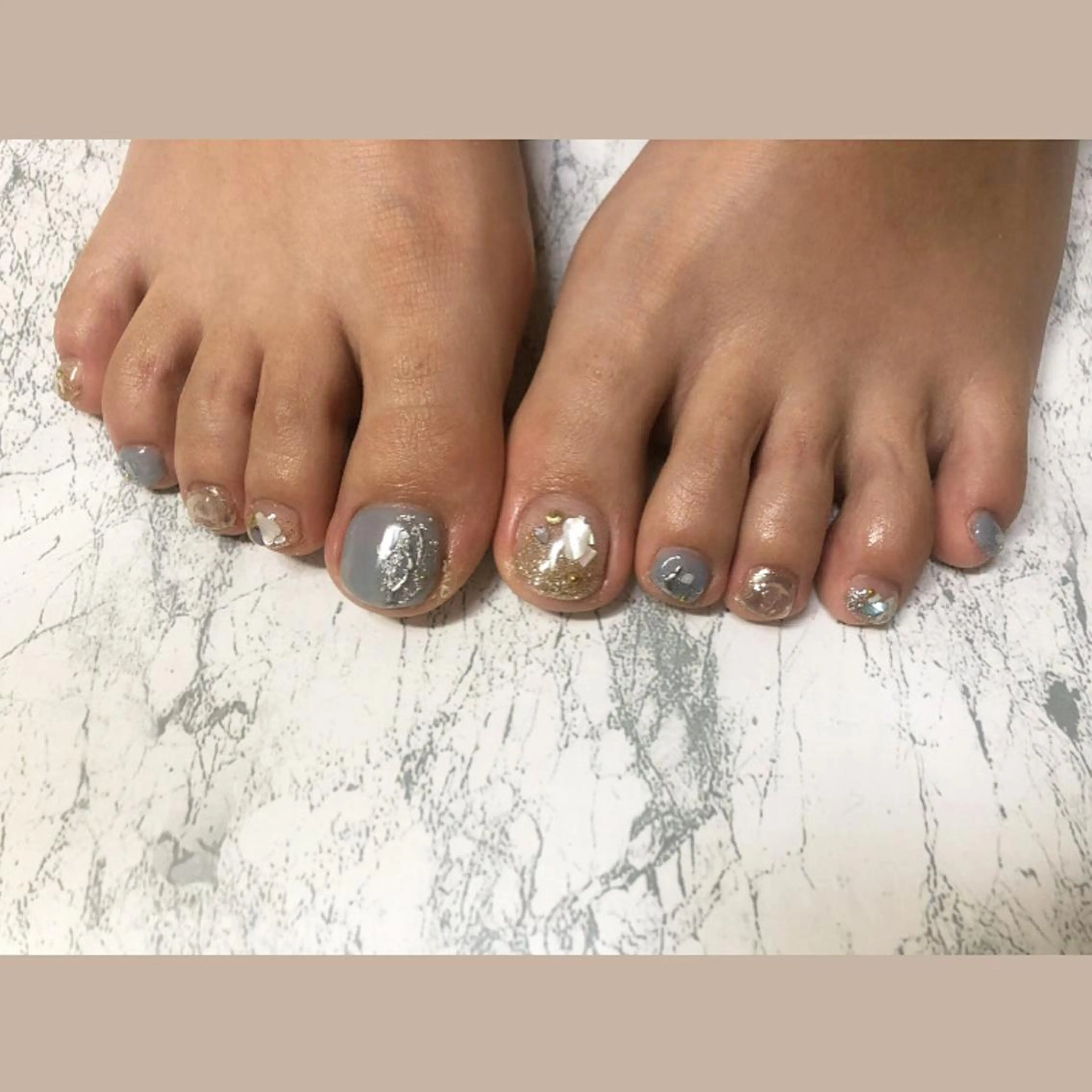 ネイル フットネイル ニュアンスネイル シンプルネイル 春ネイル 夏ネイル nail fufla ♡yamane♡のネイルデザイン