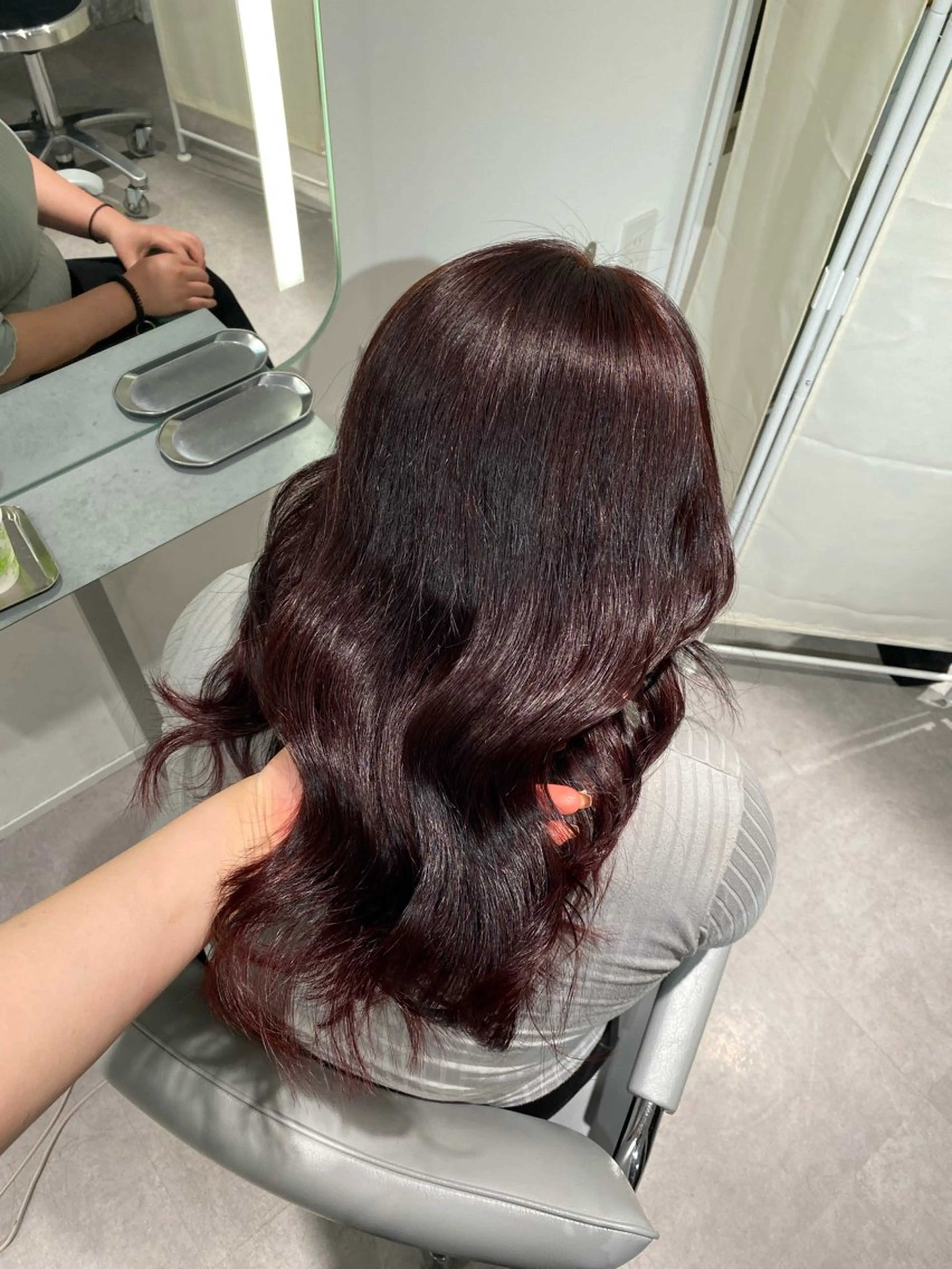 ミディアム ヘアカラー 川村 歩夏のヘアスタイル