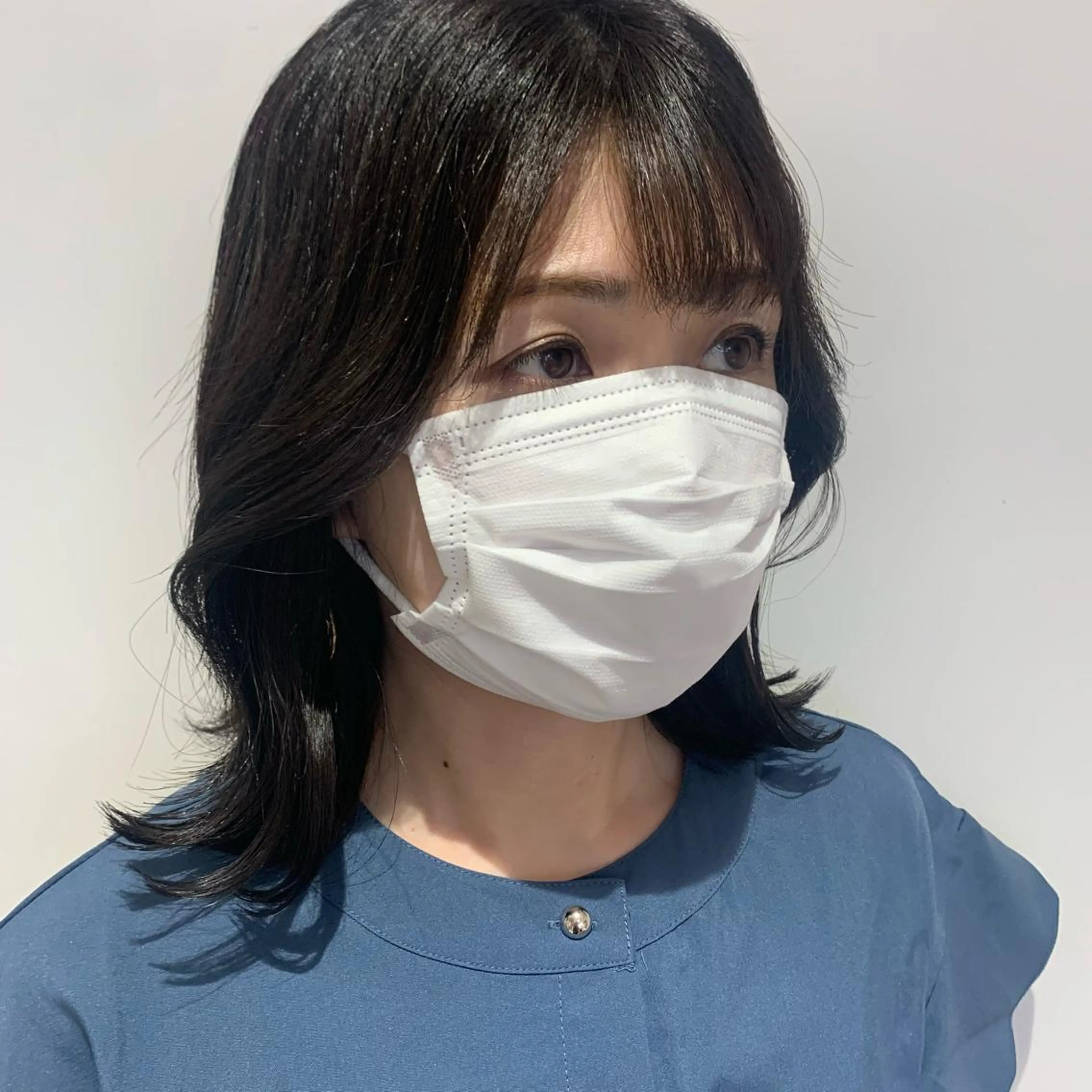 ミディアム くびれヘア レイヤーカット 小顔カット カット 🍏脊古夏月🍏 /韓国ヘア＆アイ🍏の眉毛・アイブロウイメージ