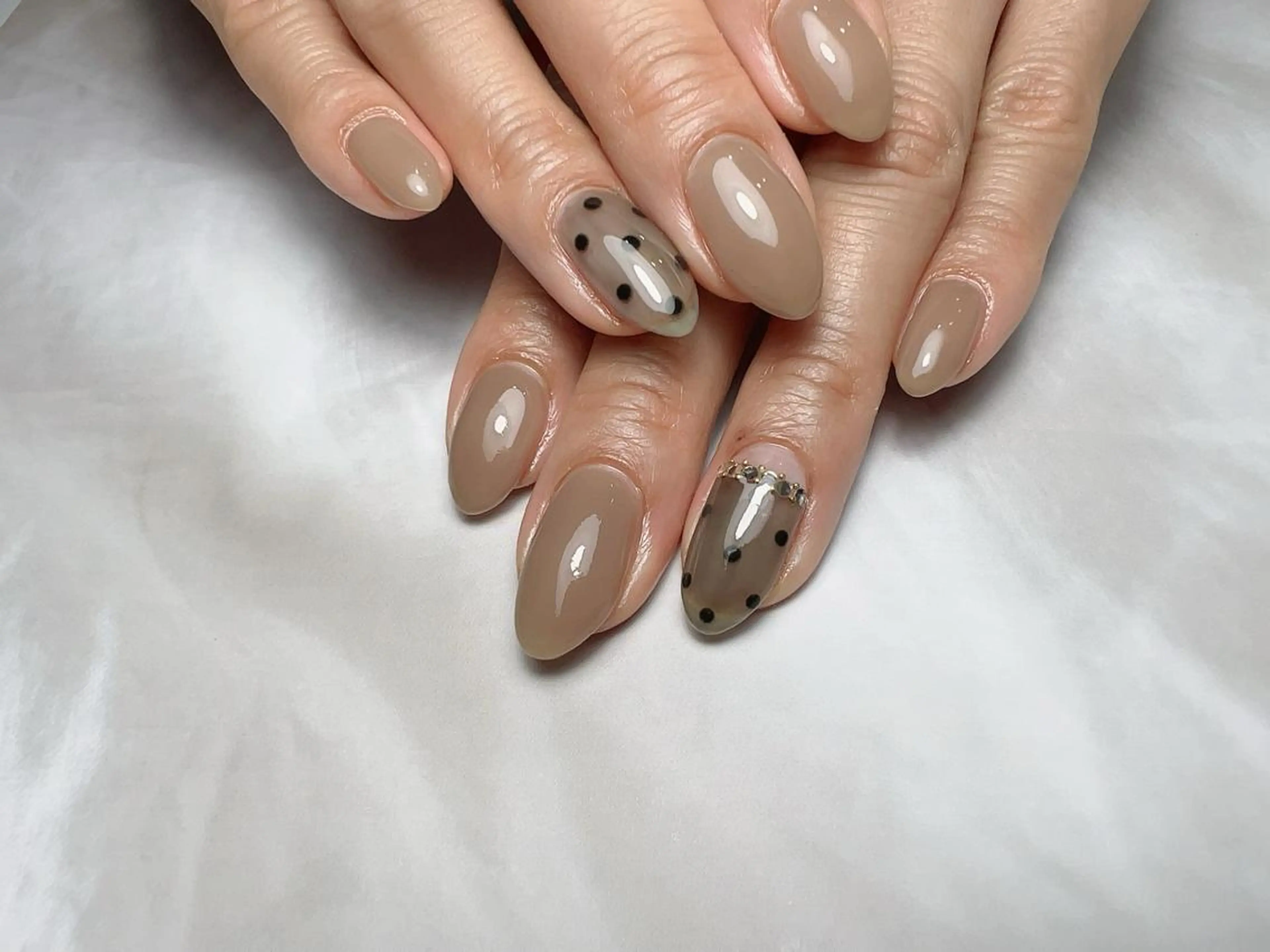 ネイル 𝐑𝐞𝐯𝐢𝐨 ___堺市西区のマツエク・マツパデザイン