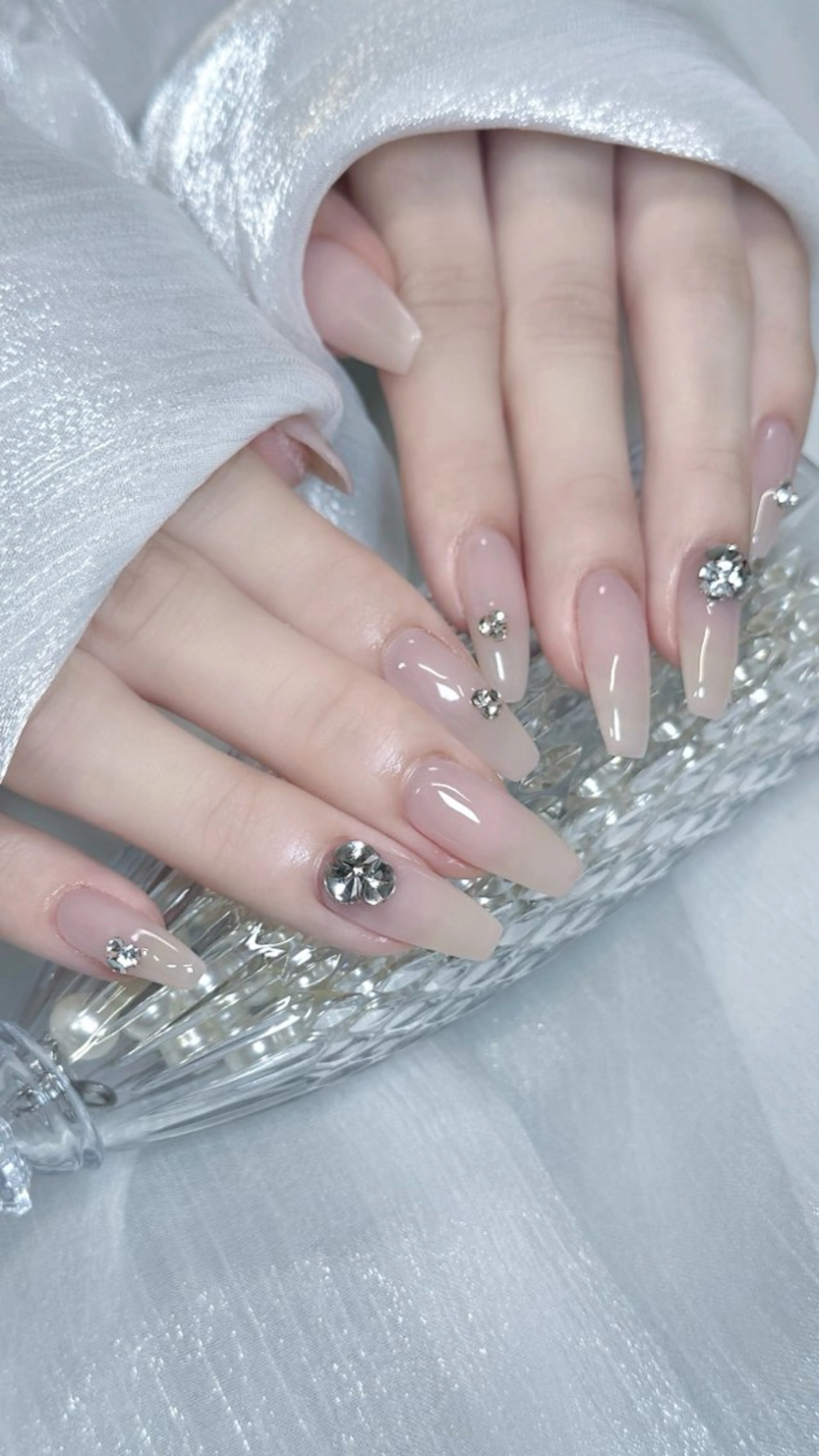 ネイル ハンドネイル Nail salon Lycoris キキのネイルデザイン