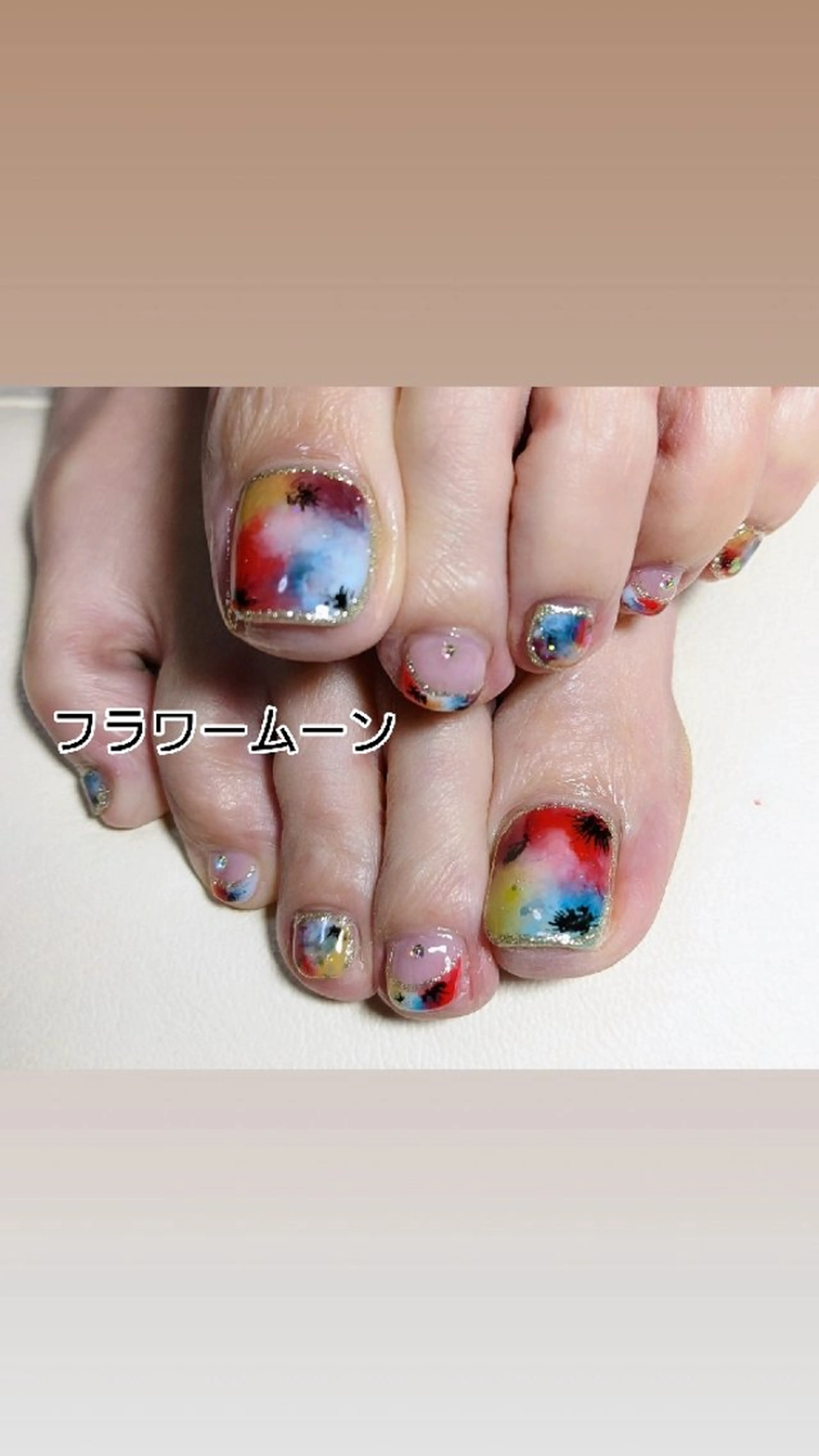 ネイル フラワーネイル フラワー ムーンのネイルデザイン