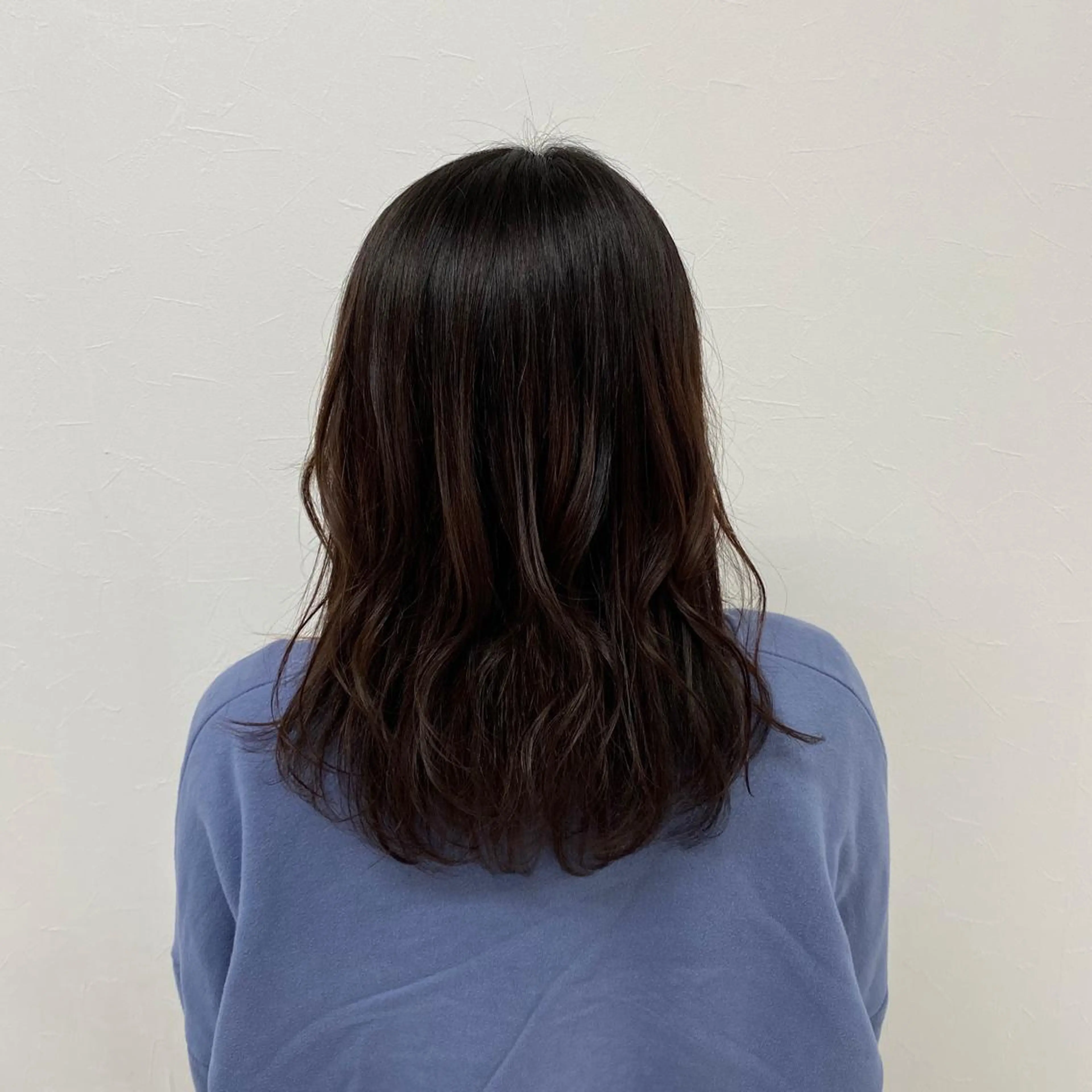 セミロング KAITOH ATSUSHIのヘアスタイル