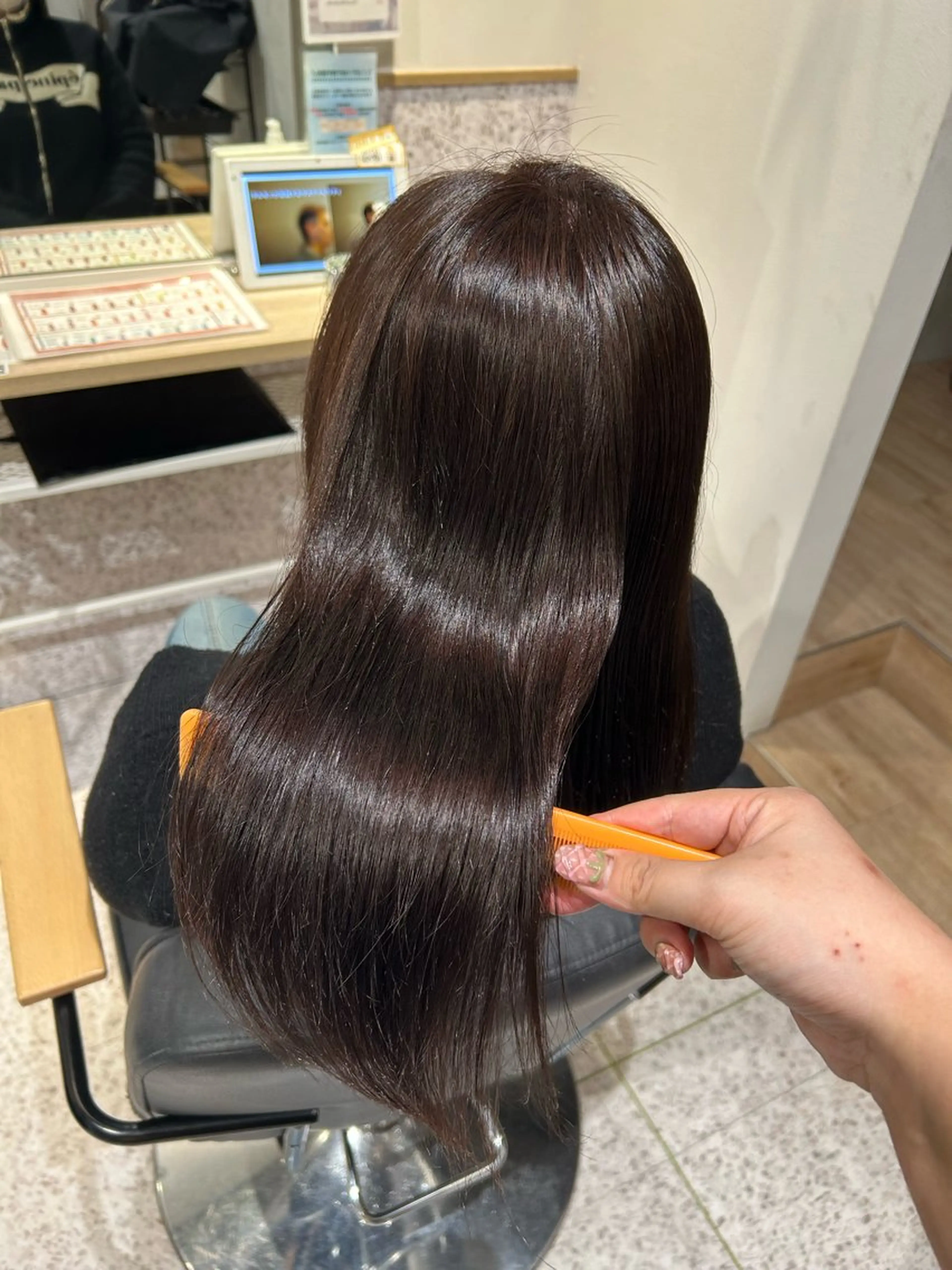 カラー ヘアカラー ♡ハイトーン★ ネイル/しの♡のヘアスタイル