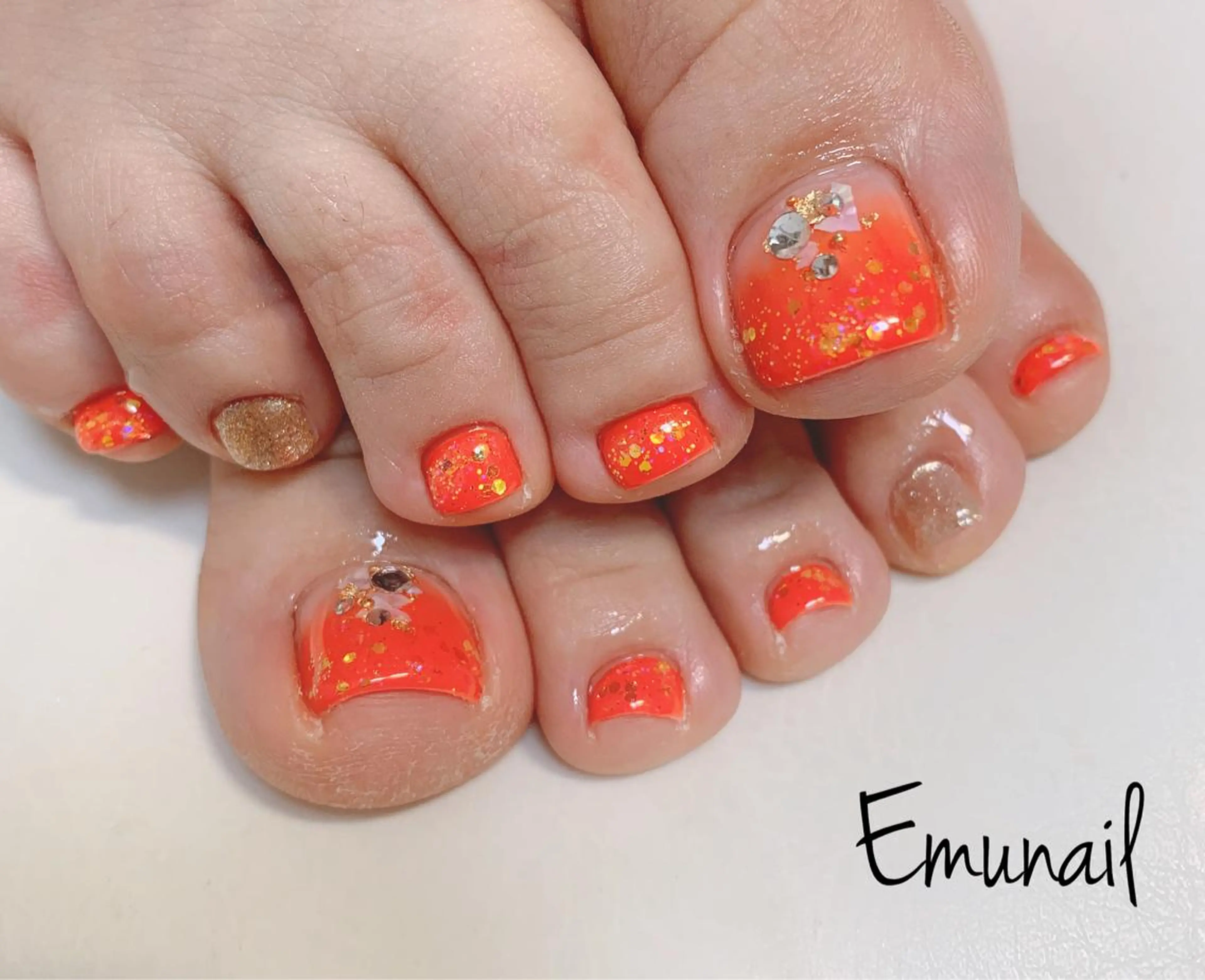 ネイル フットネイル Emu Nailのネイルデザイン