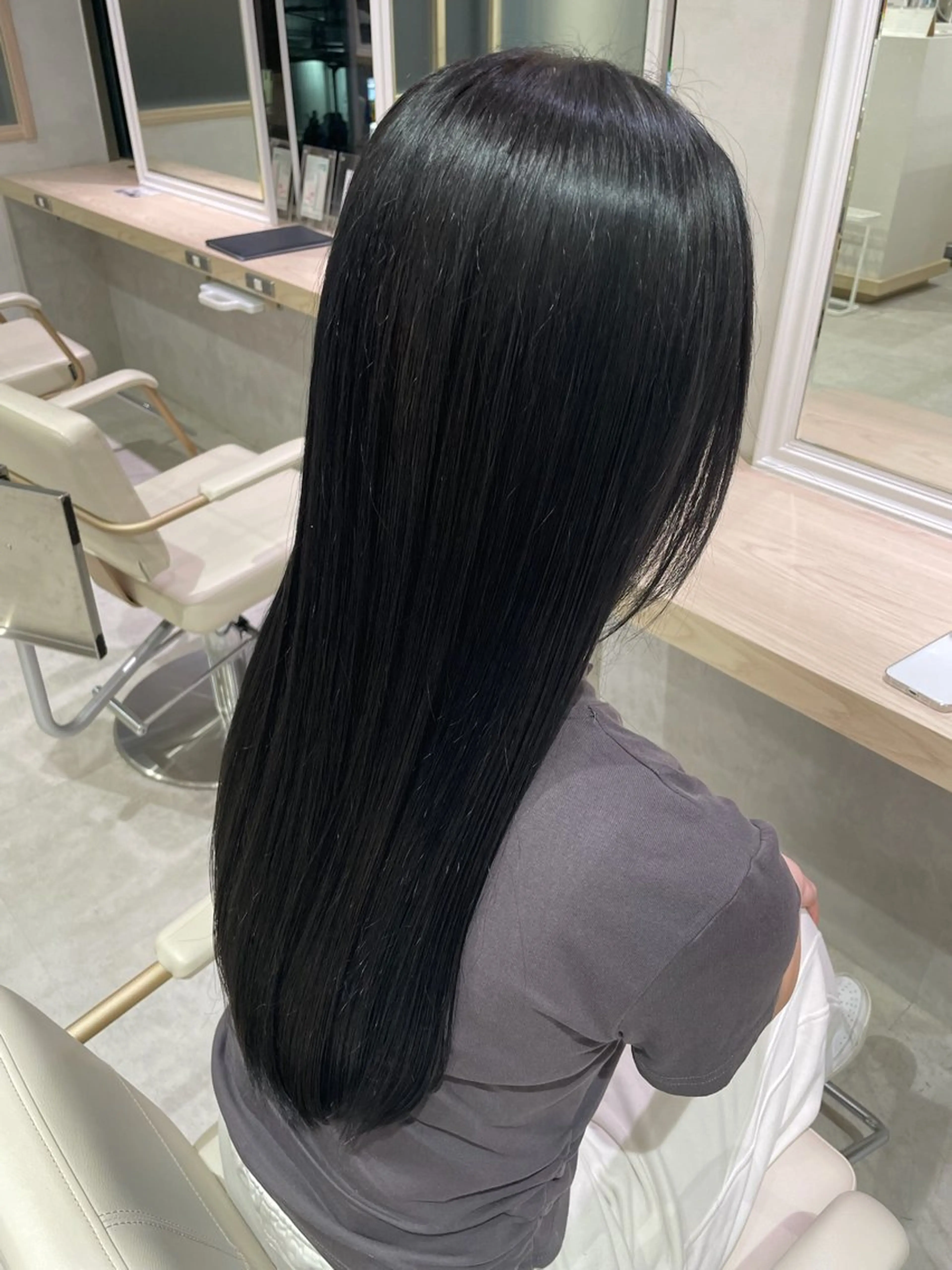 カラー 川尻 未来のヘアスタイル