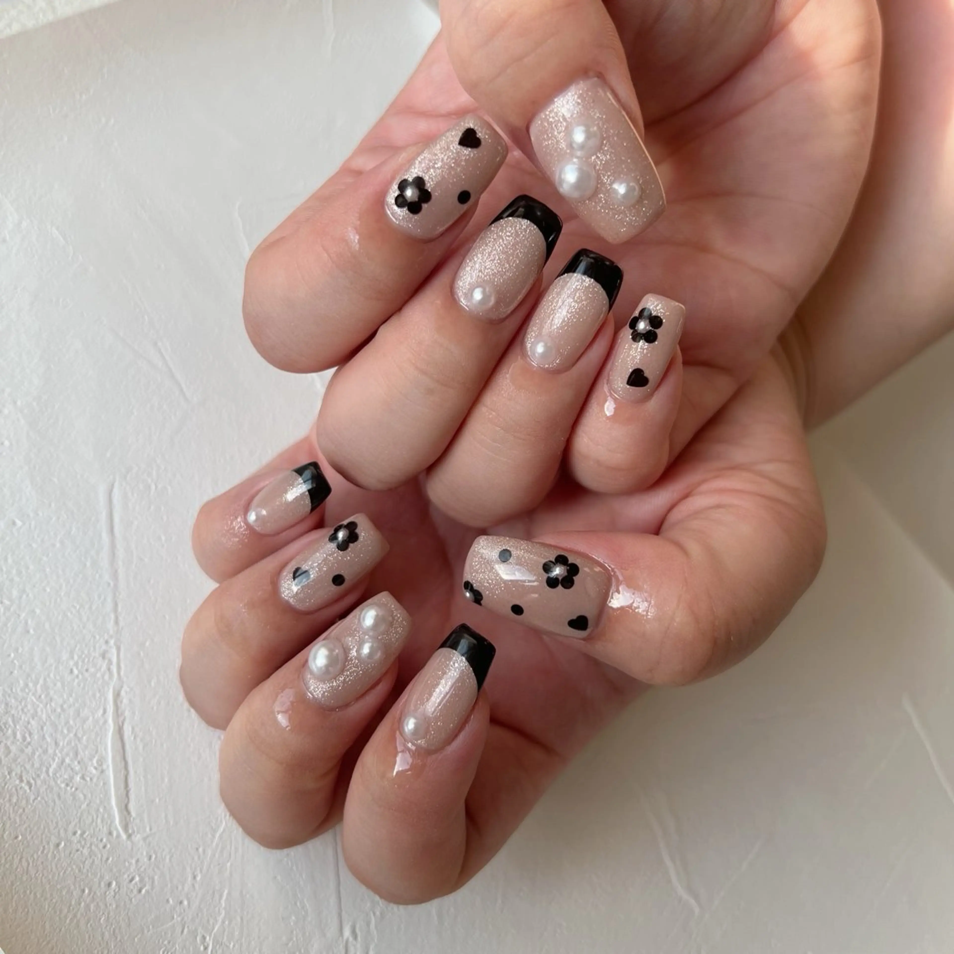 ネイル フレンチネイル ハート マグネットネイル ハンドネイル 川端 京香のネイルデザイン