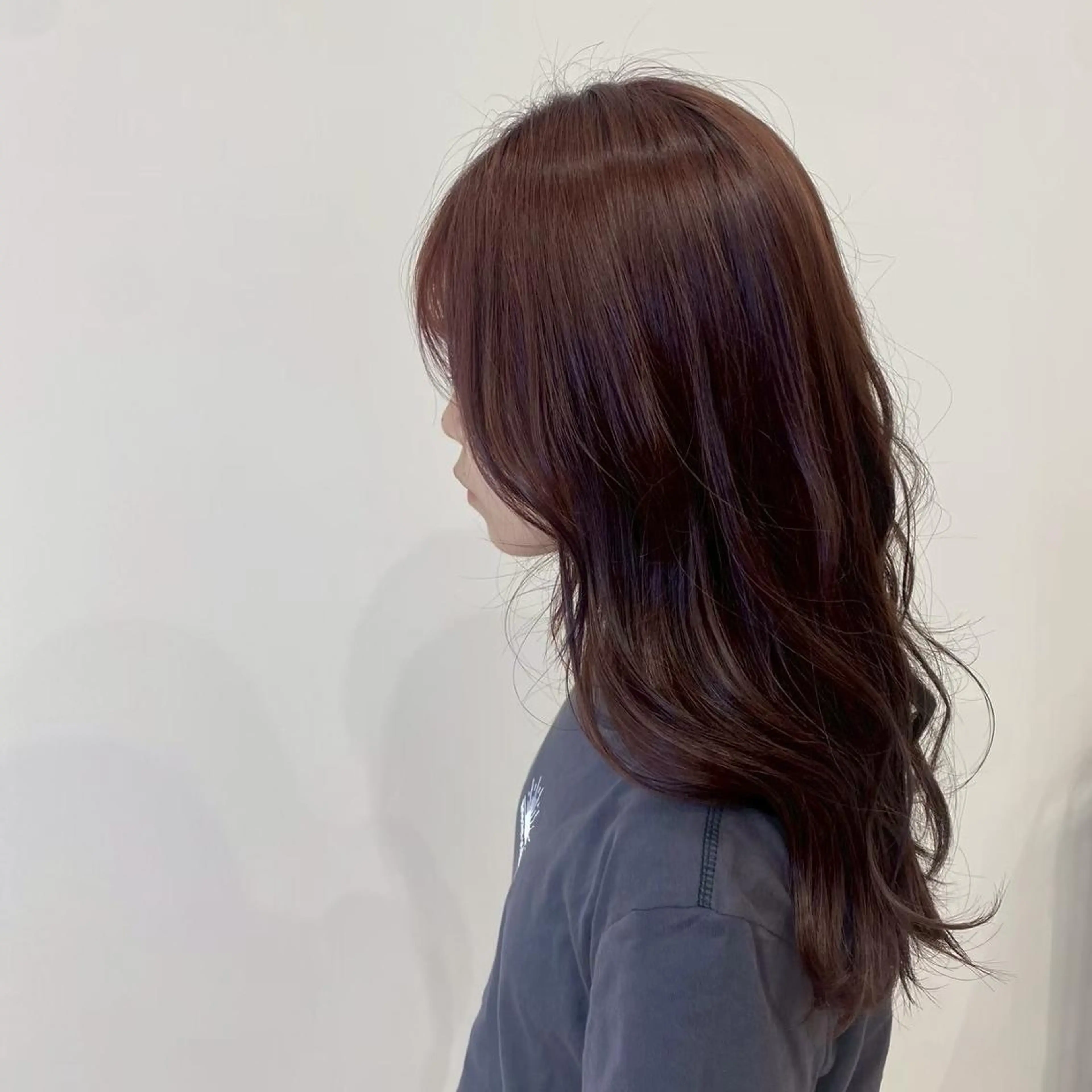 セミロング パーマ カラー ヘアアレンジ ベージュカラー ブリーチ 透明感カラー グレージュ ブリーチなしカラー 肥後 有紗のヘアスタイル