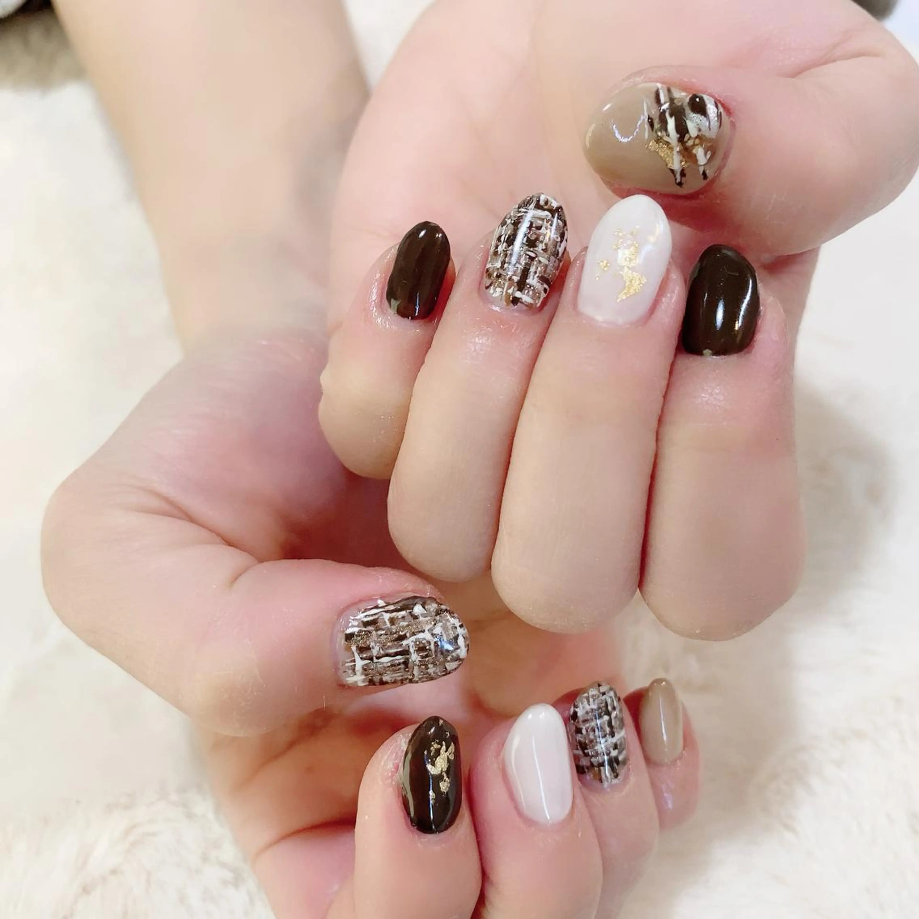 ネイル ブラウン ツイードネイル YAS 青柳 安代のネイルデザイン