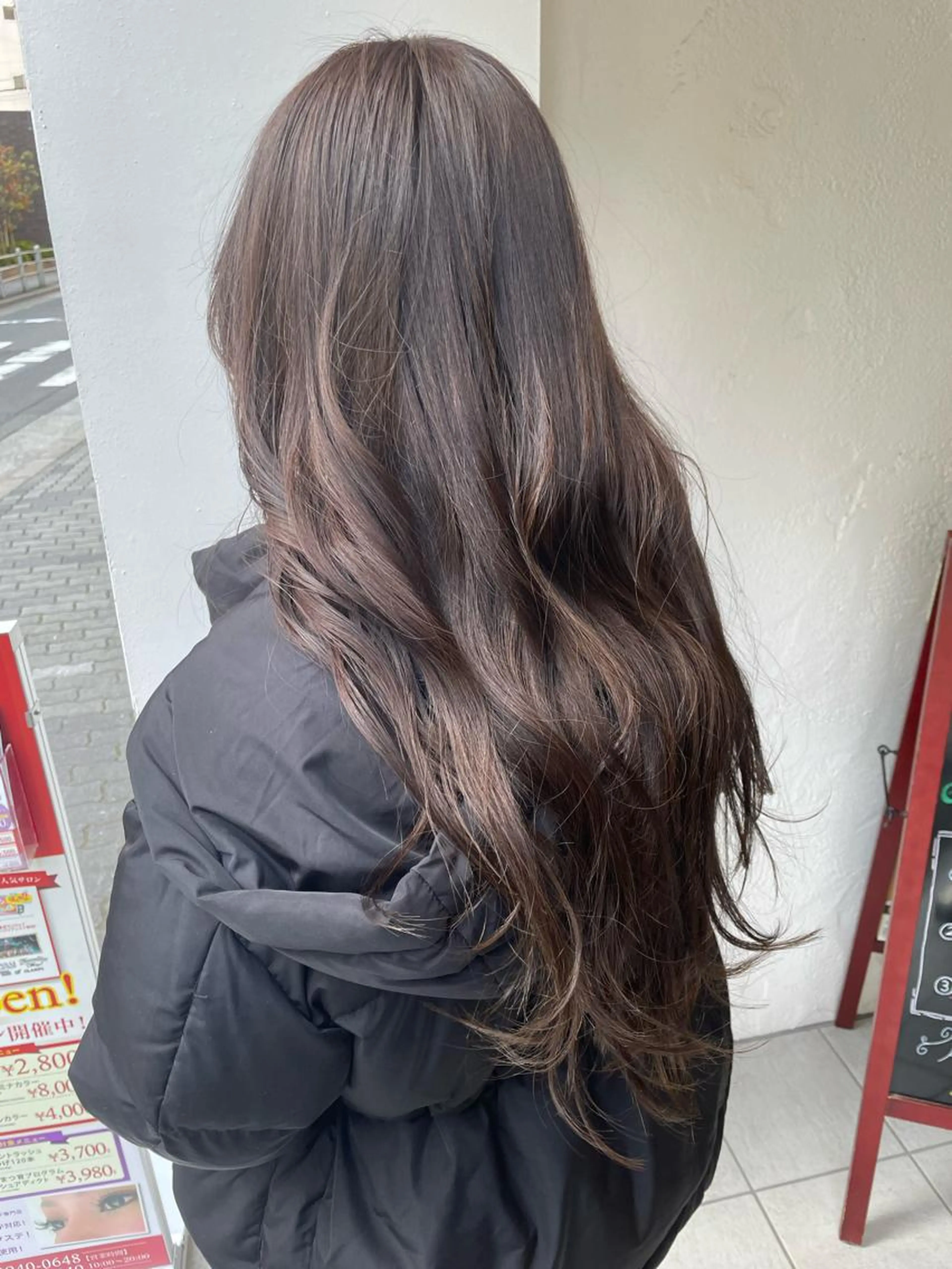 🐯トレンド肌映えアディクシーカラー＋カット🐯の写真