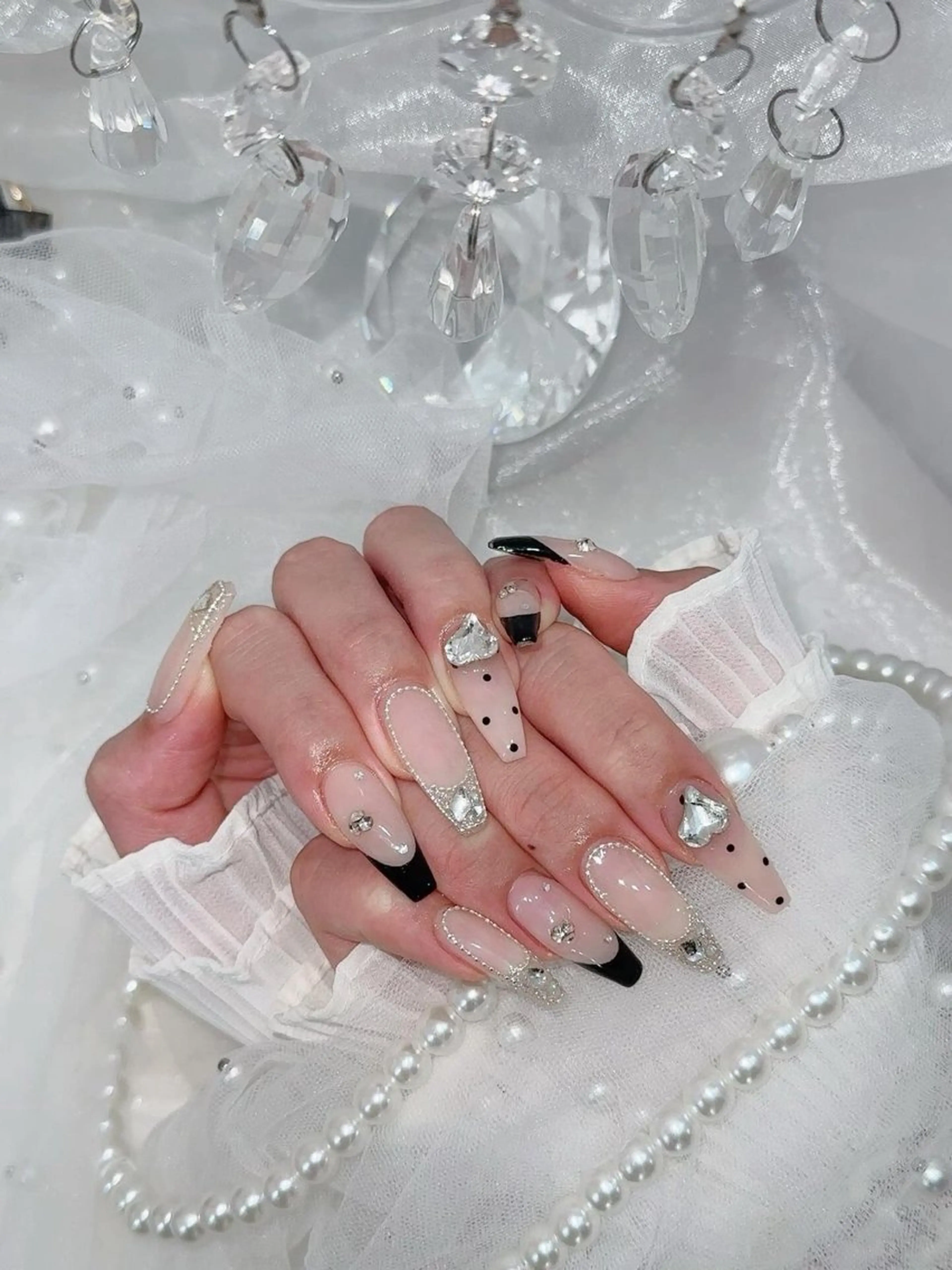 ネイル フレンチネイル グラデーション 韓国ネイル マグネットネイル ミラーネイル ハンドネイル YURI NAILのネイルデザイン