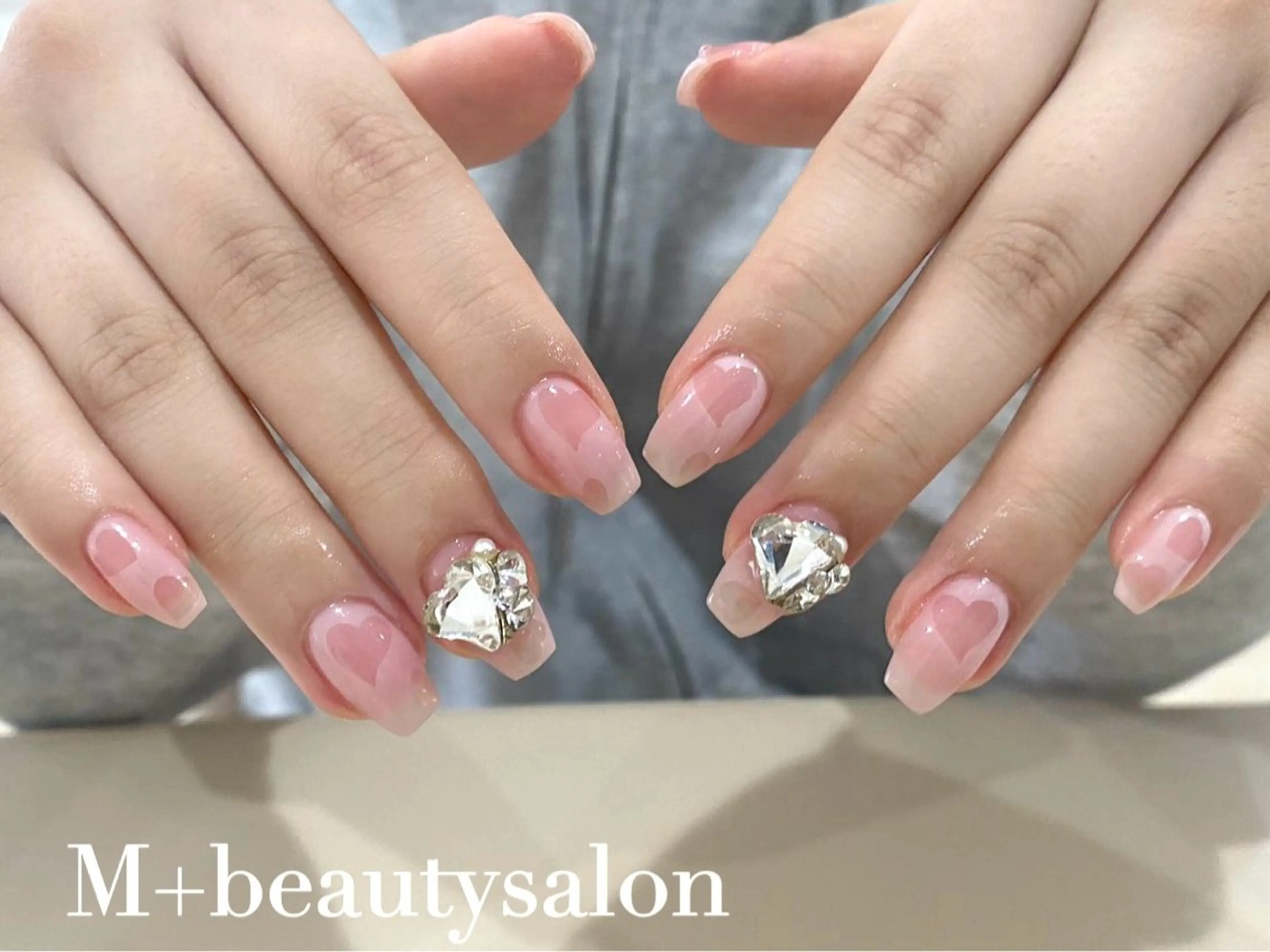 ネイル M+  Beauty Salonのネイルデザイン