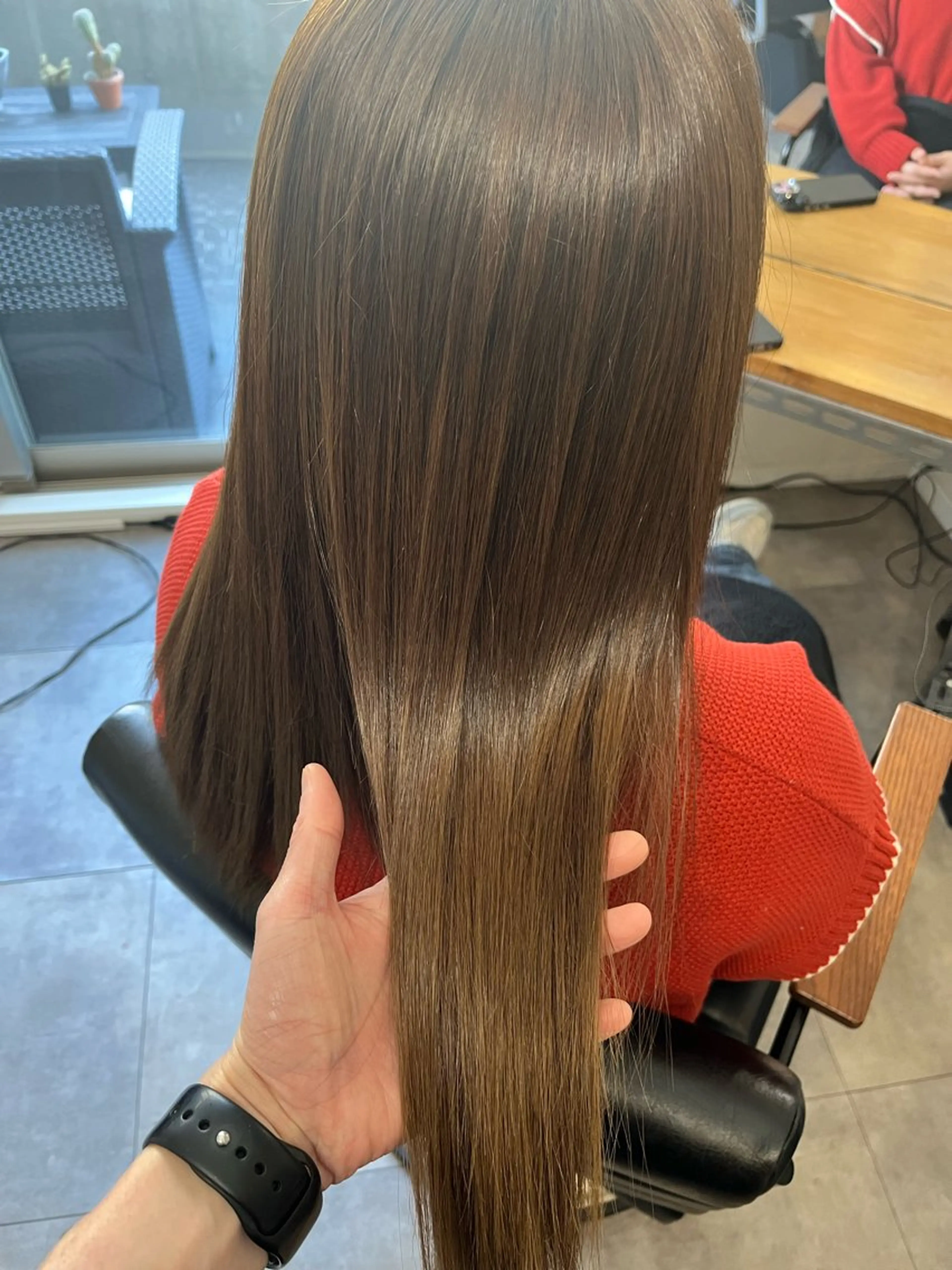 セミロング カット ヘアカラー トリートメント OFF YUYAのヘアスタイル