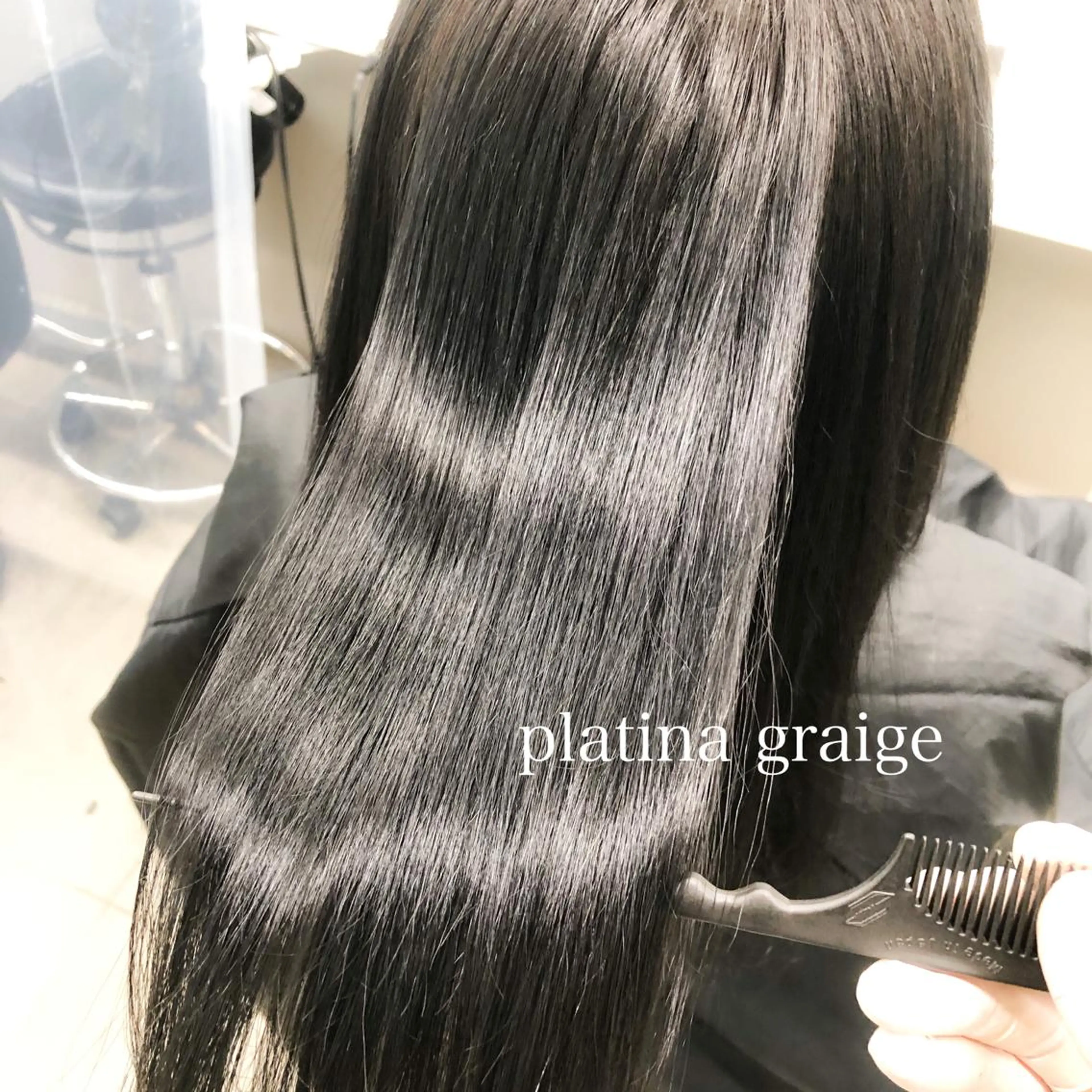 ロング カラー カット ヘアカラー トリートメント ハイトーン×レイヤー カットTAKUMIのヘアスタイル