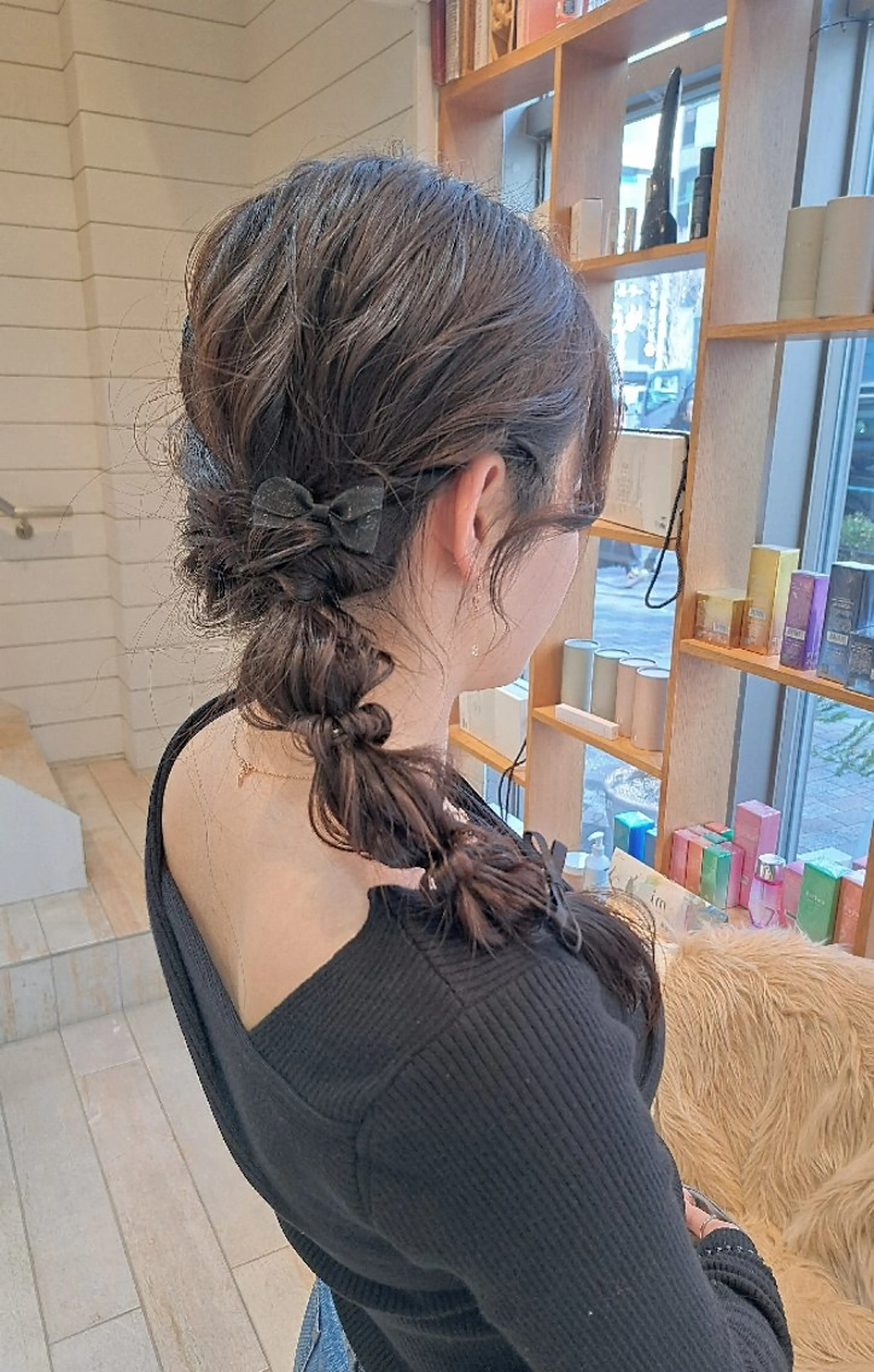 ロング ヘアアレンジ MIYU/透明感 渋谷/ベージュカラーのヘアスタイル