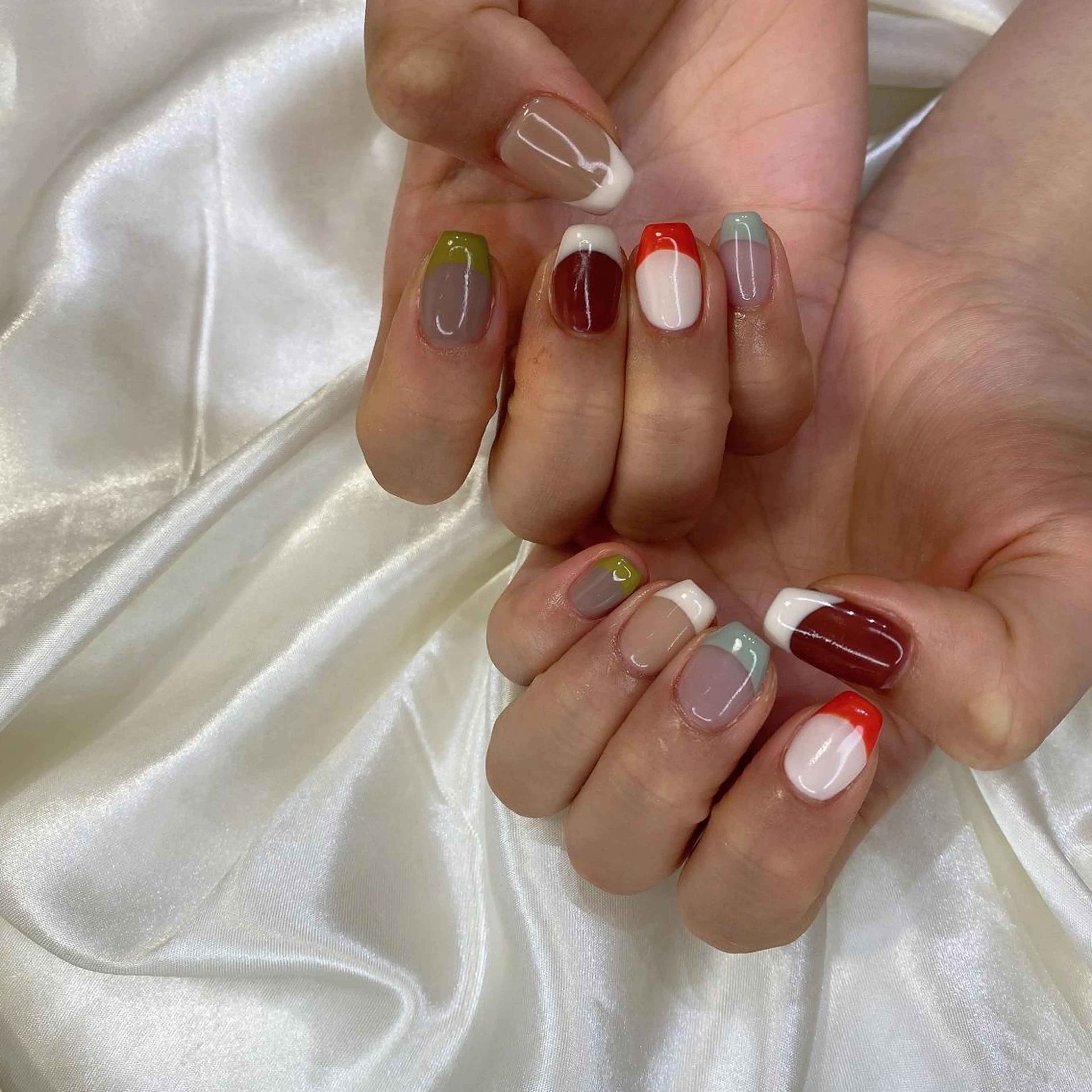 ネイル ハンドネイル 西岡 杏のネイルデザイン