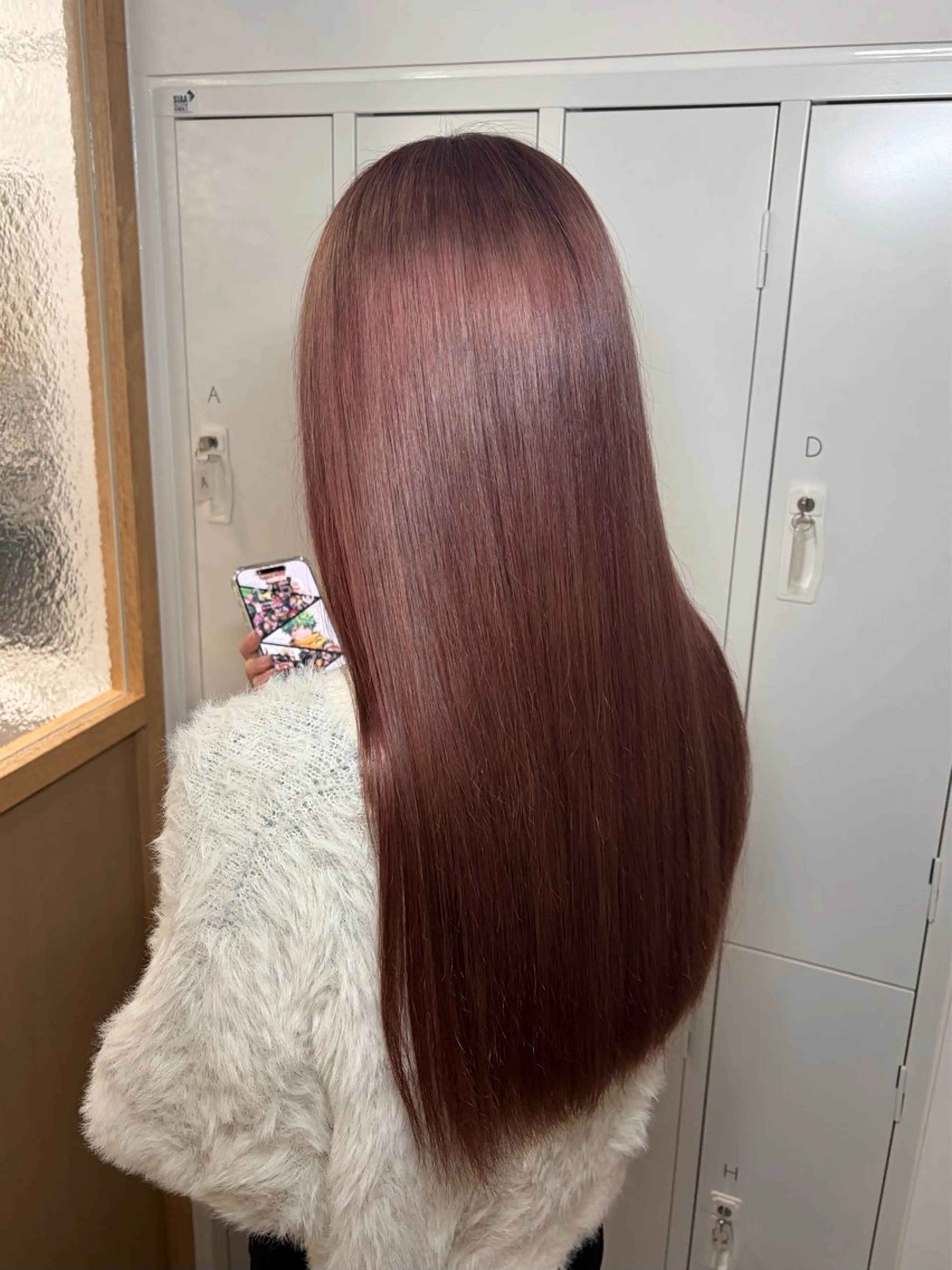 ロング カラー ベージュカラー ピンクカラー ピンクベージュ 入学式 卒業式のヘアスタイル ヘアカラー miku カラー／ヘッドスパのヘアスタイル