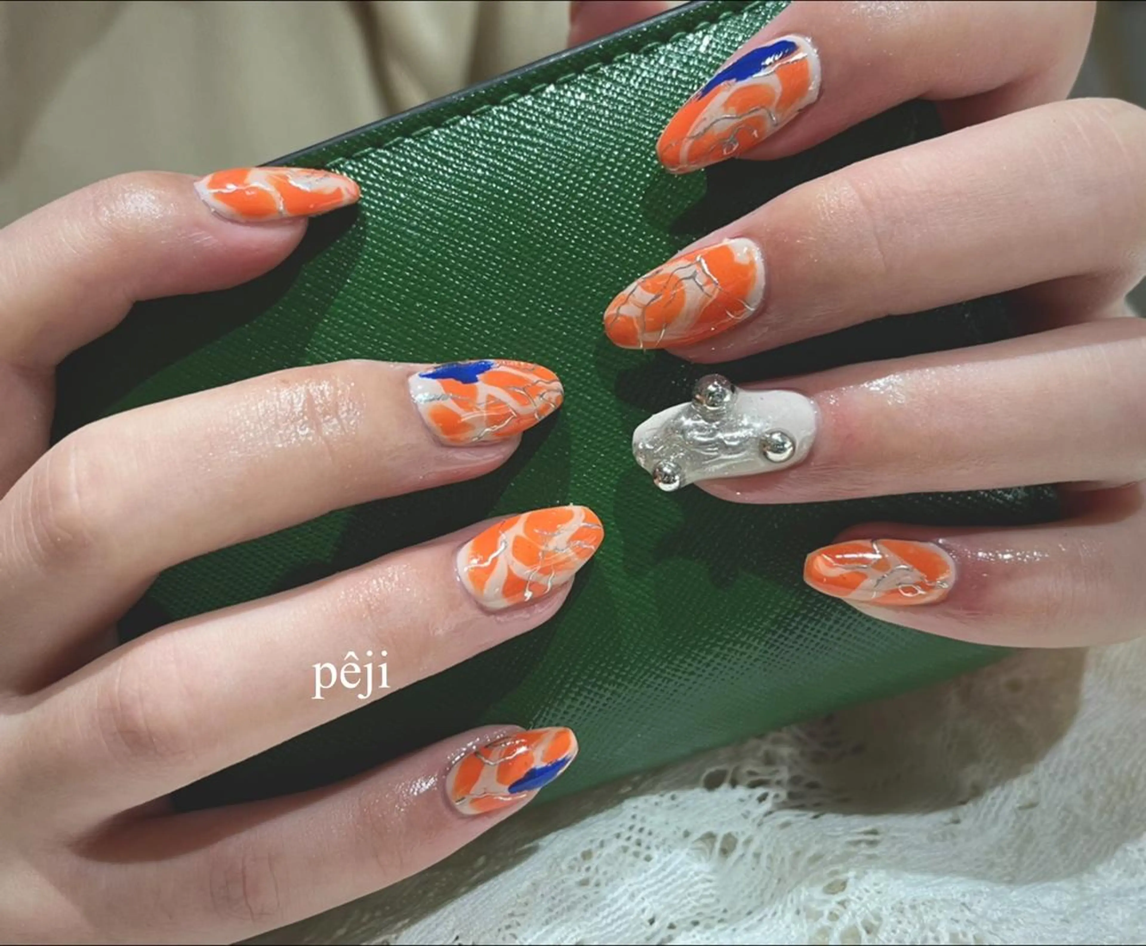 セミロング m kaori𓃟のネイルデザイン