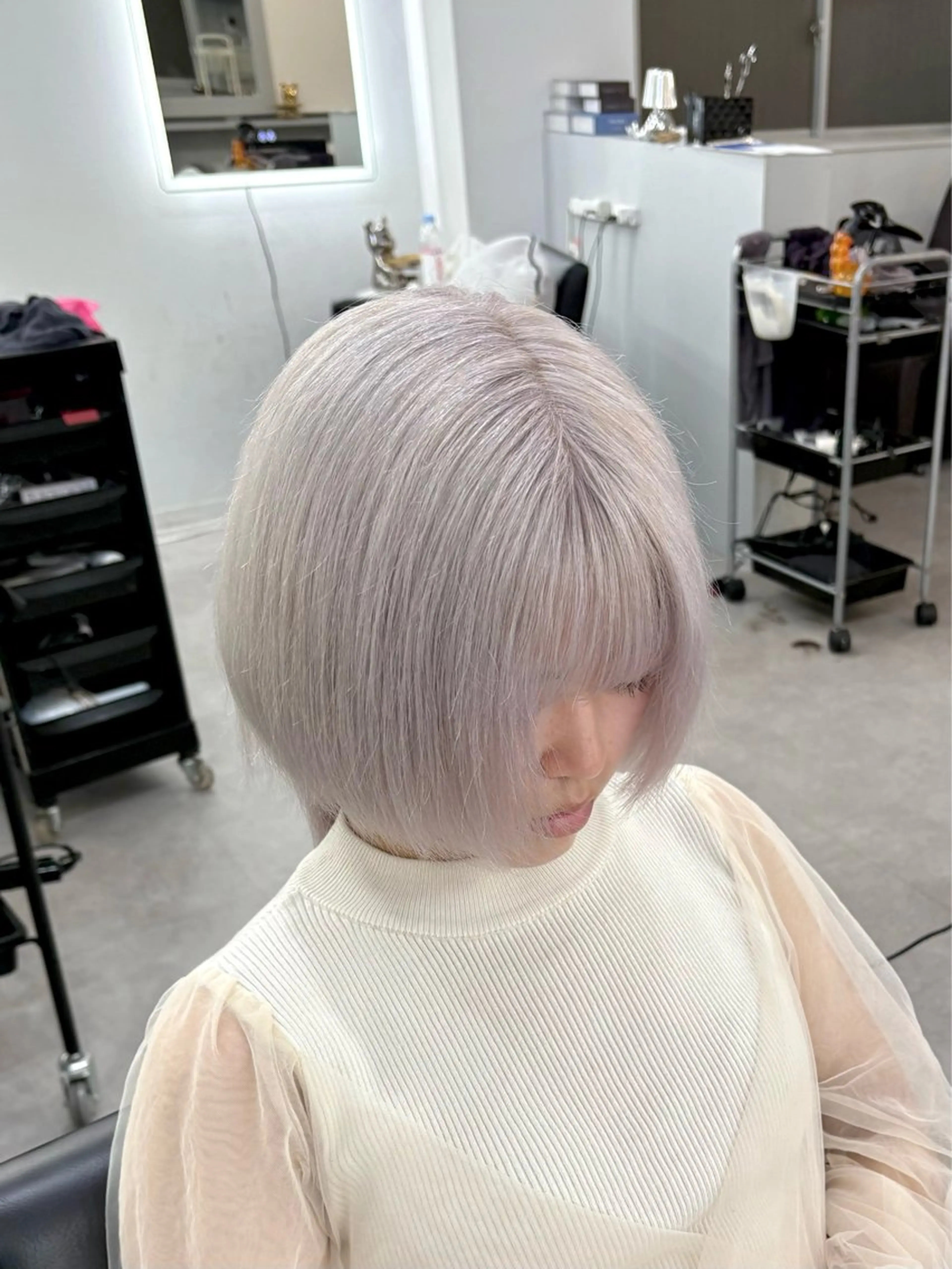 ショート カラー ヘアカラー 大阪ケアブリーチ/ ミルクティーベージュのヘアスタイル