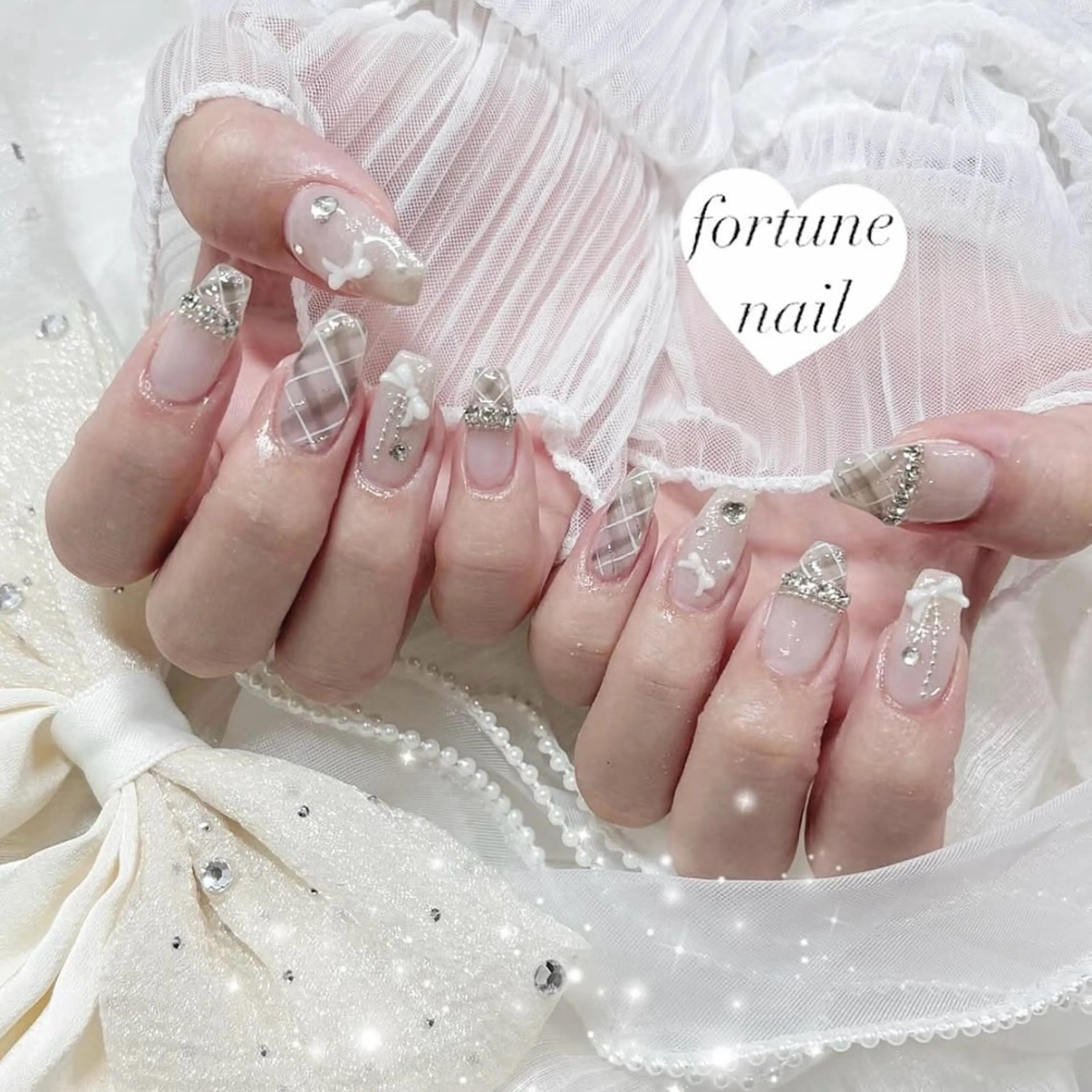 ネイル ハンドネイル ☆saori ☆本日空きありのネイルデザイン