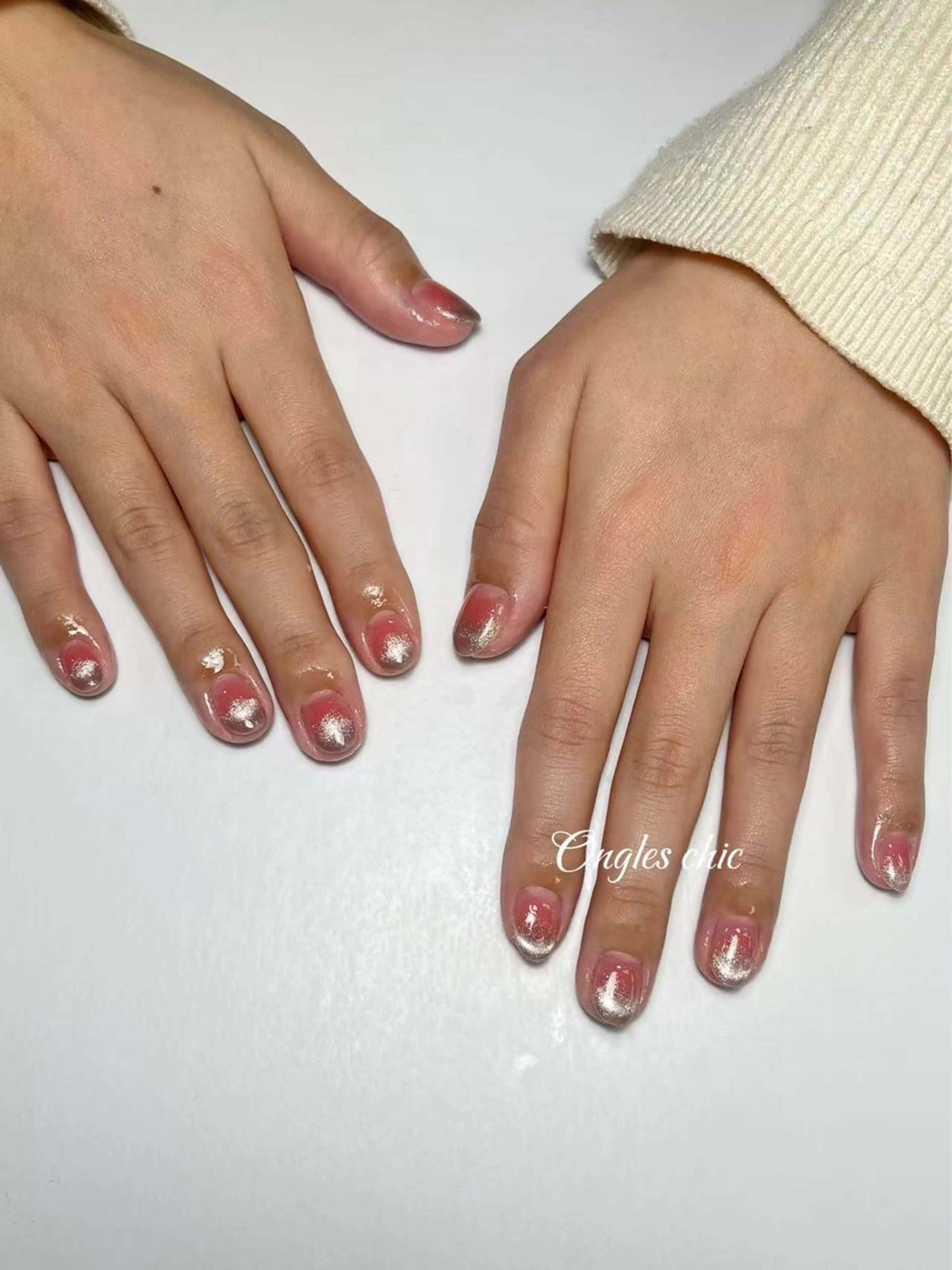ネイル ハンドネイル ongles chicのネイルデザイン