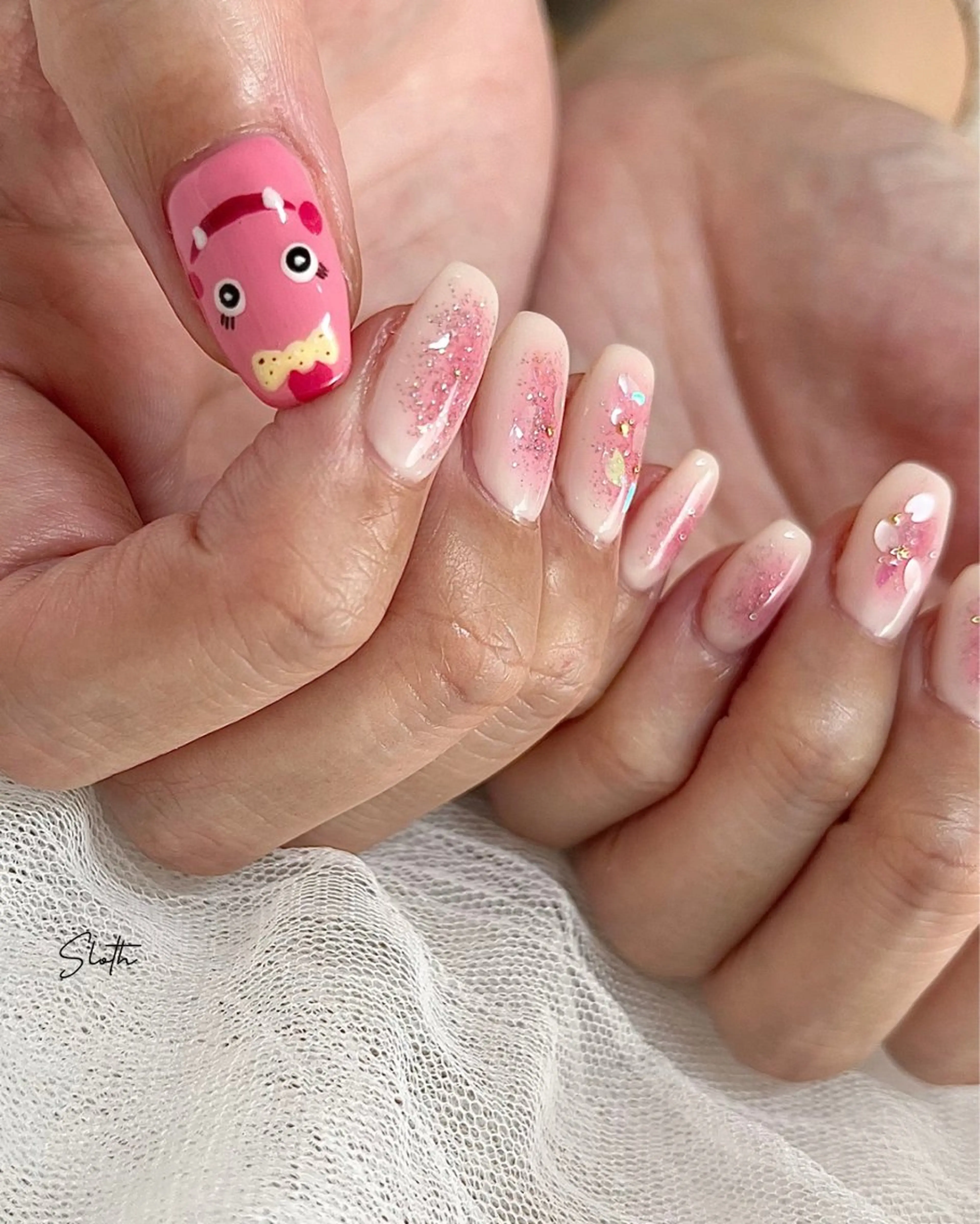 ネイル チークネイル 桜ネイル 入学式 フラッシュネイル ジェルネイル nail salon slothのネイルデザイン