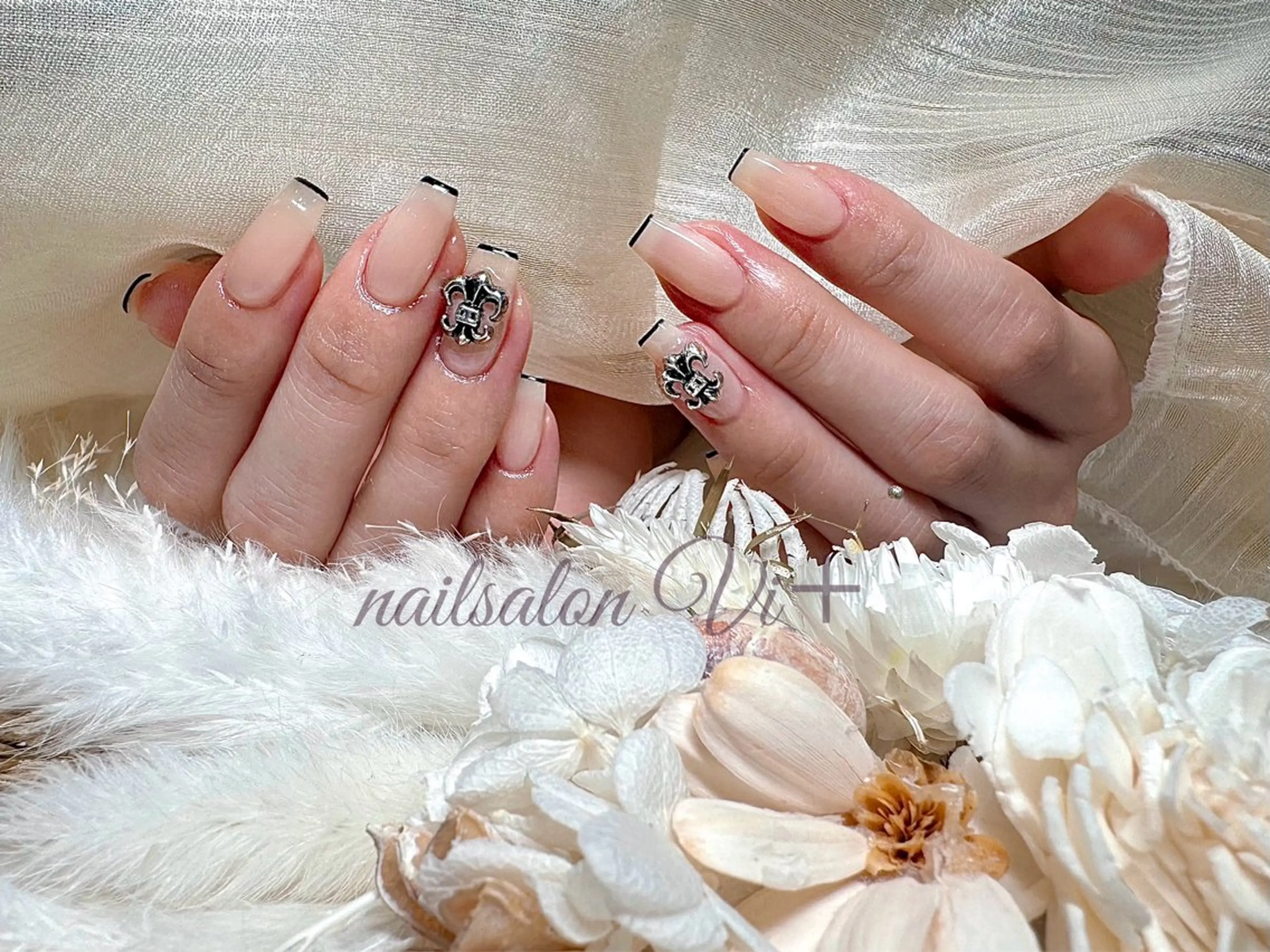 ネイル ハンドネイル ✨Nailsalon Vi+✨のネイルデザイン