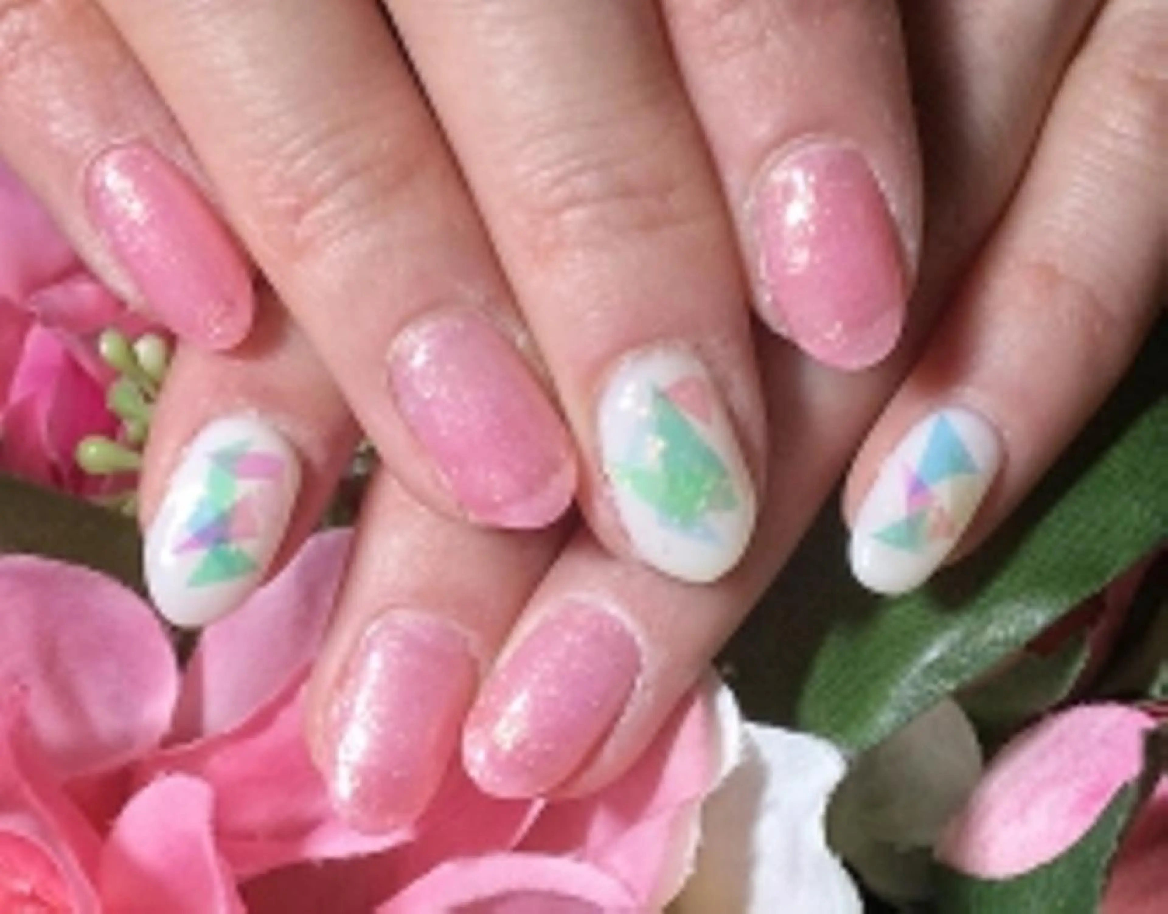 ネイル アートネイル 山下 アップネイルのネイルデザイン