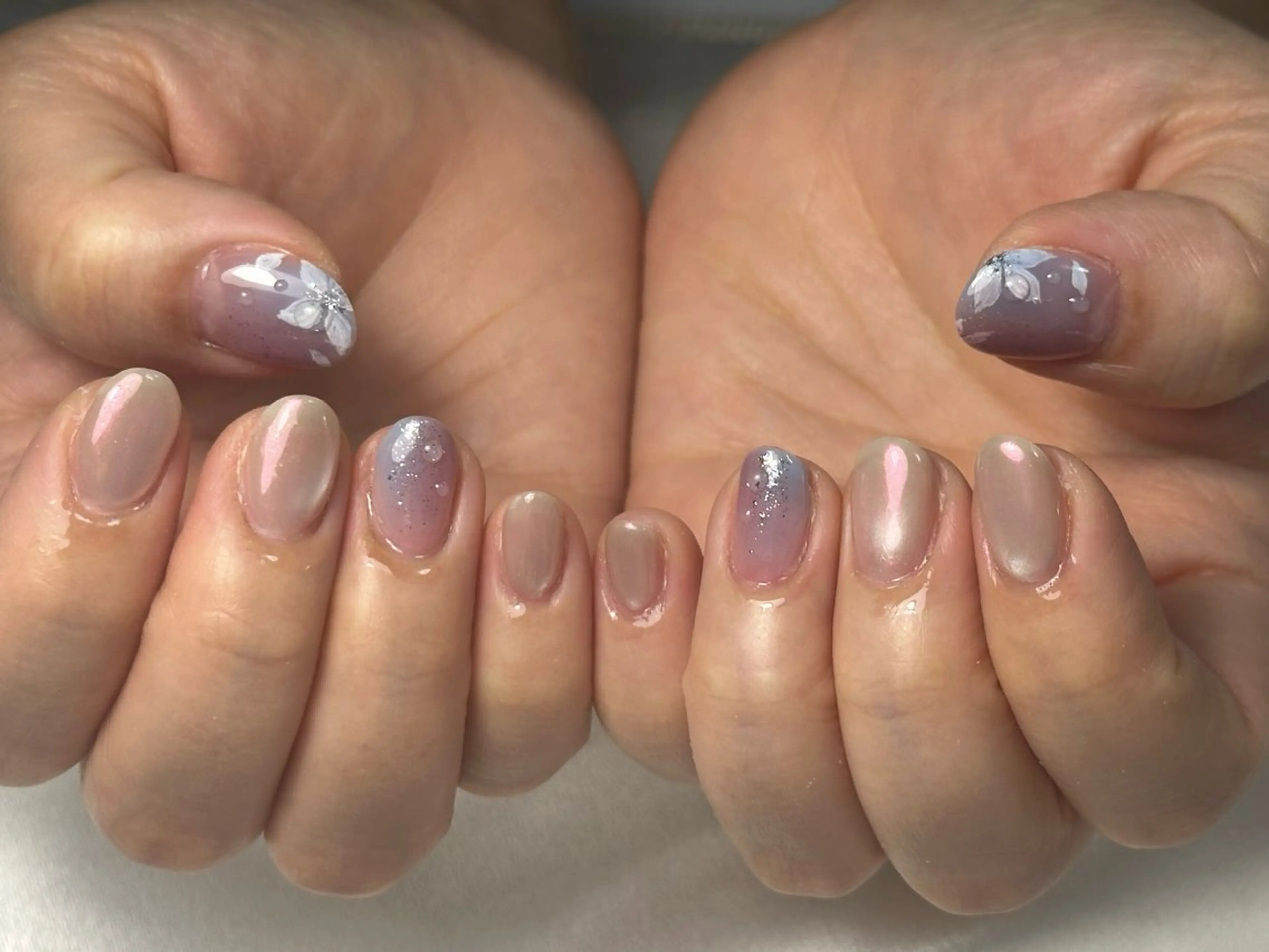ネイル オーロラネイル フットネイル フレンチネイル ジェルネイル マグネットネイル ハンドネイル kiki nail たまプラーザのネイルデザイン