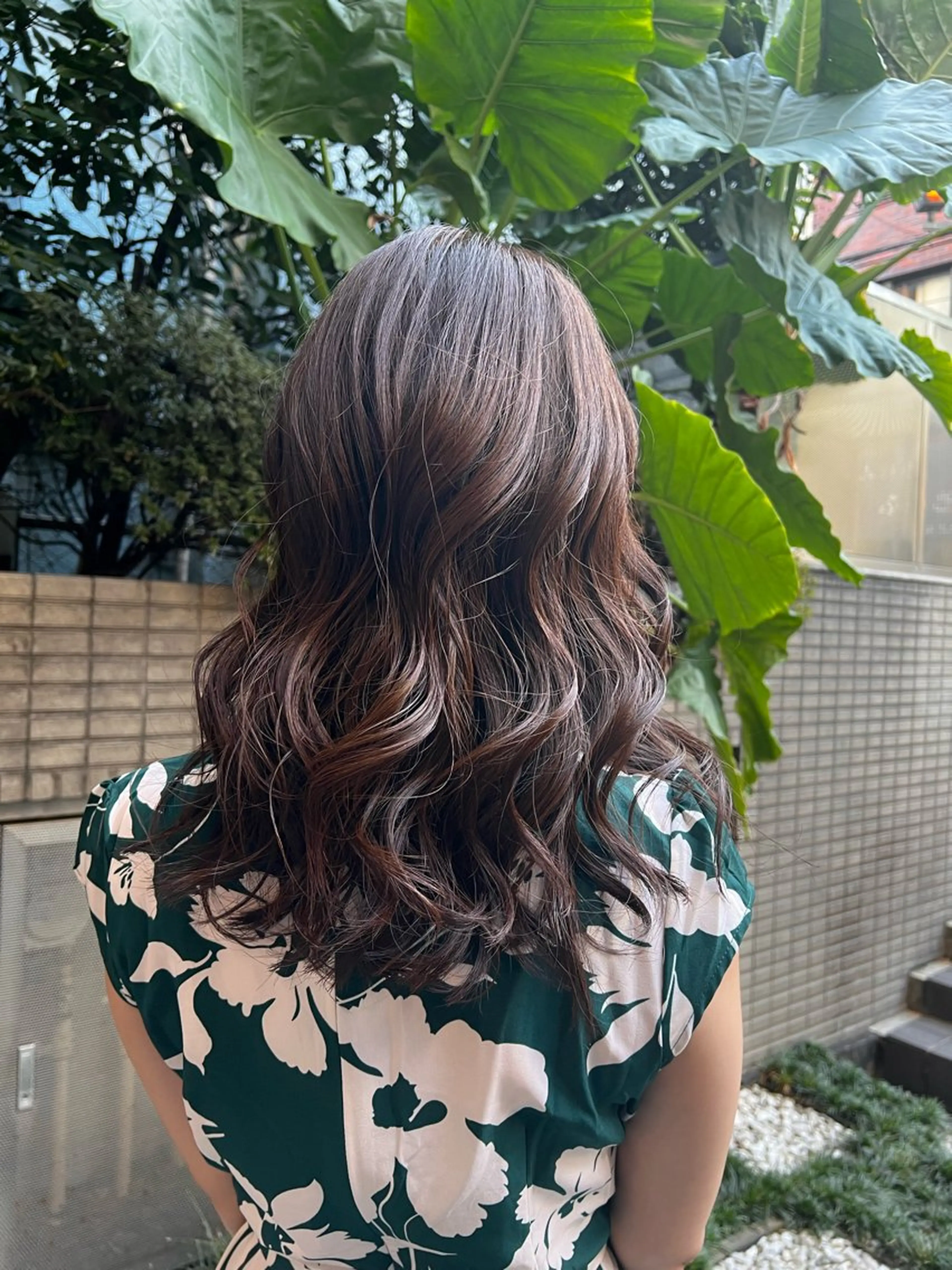 ミディアム 顔周りカット トリートメント カット トリートメント 澤井 佑果のヘアスタイル