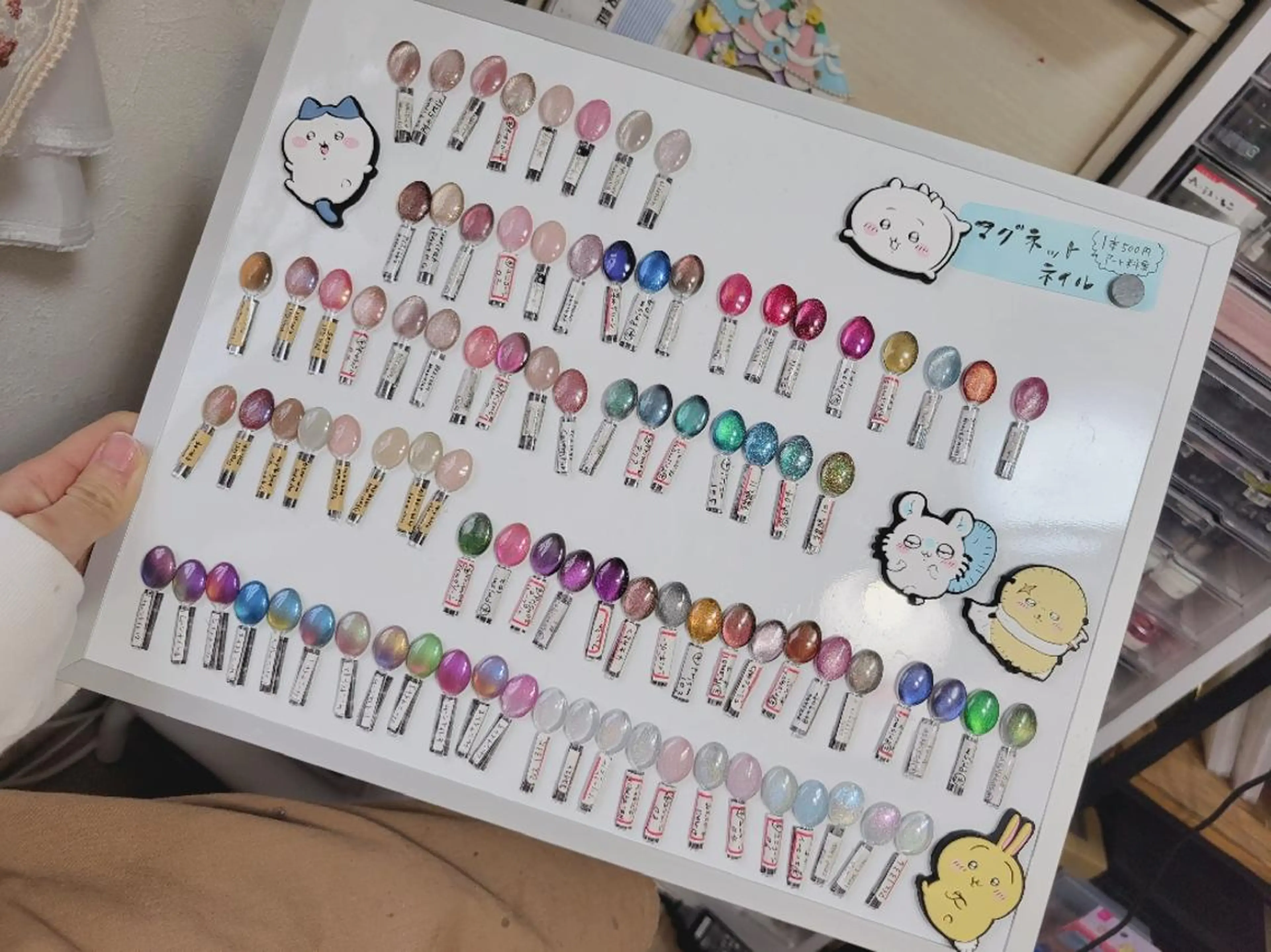 ネイル アートネイル マグネットネイル ネイルサロンほっこり kanaのネイルデザイン