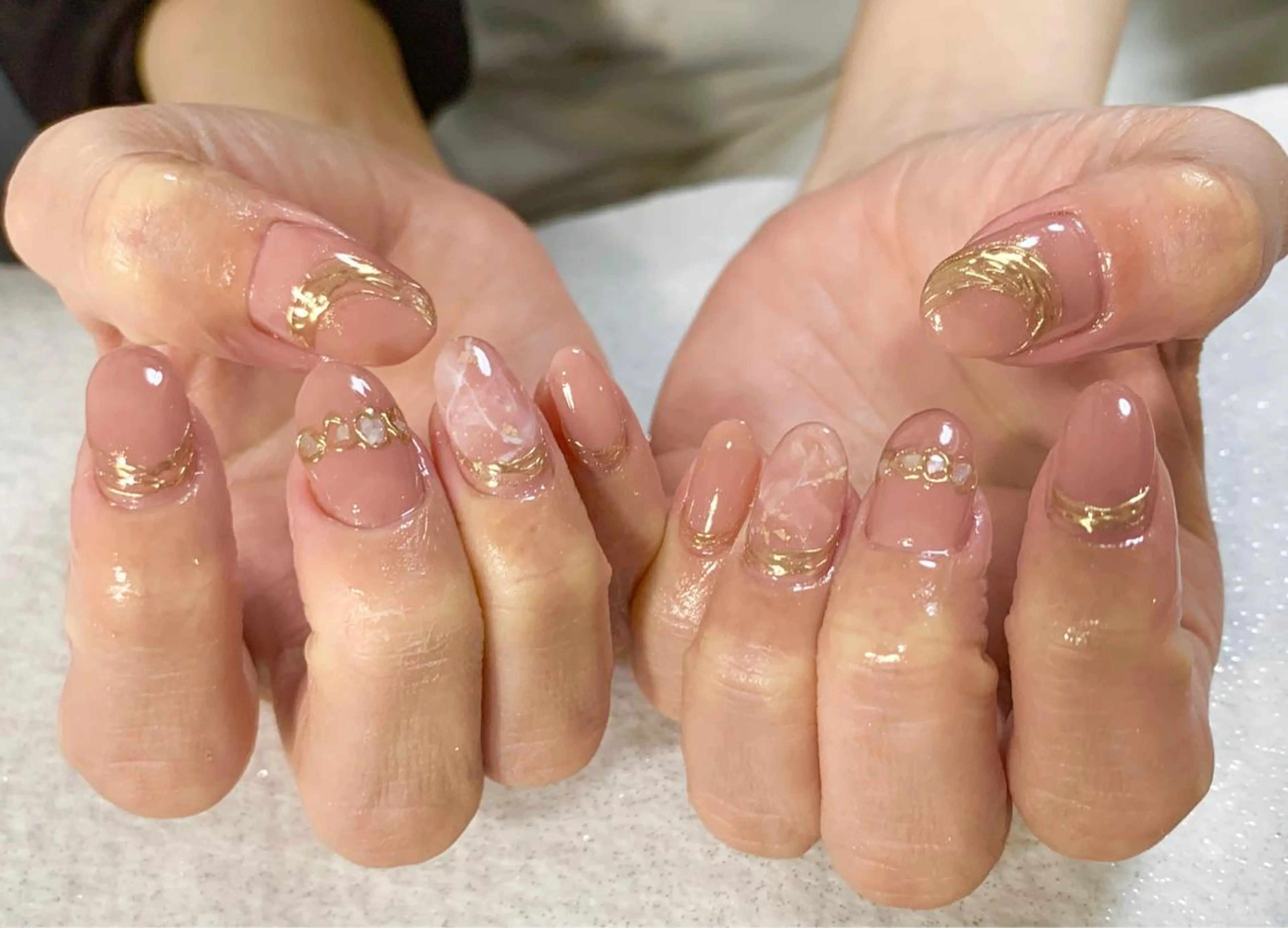 ネイル ハンドネイル 手塚 里奈のネイルデザイン