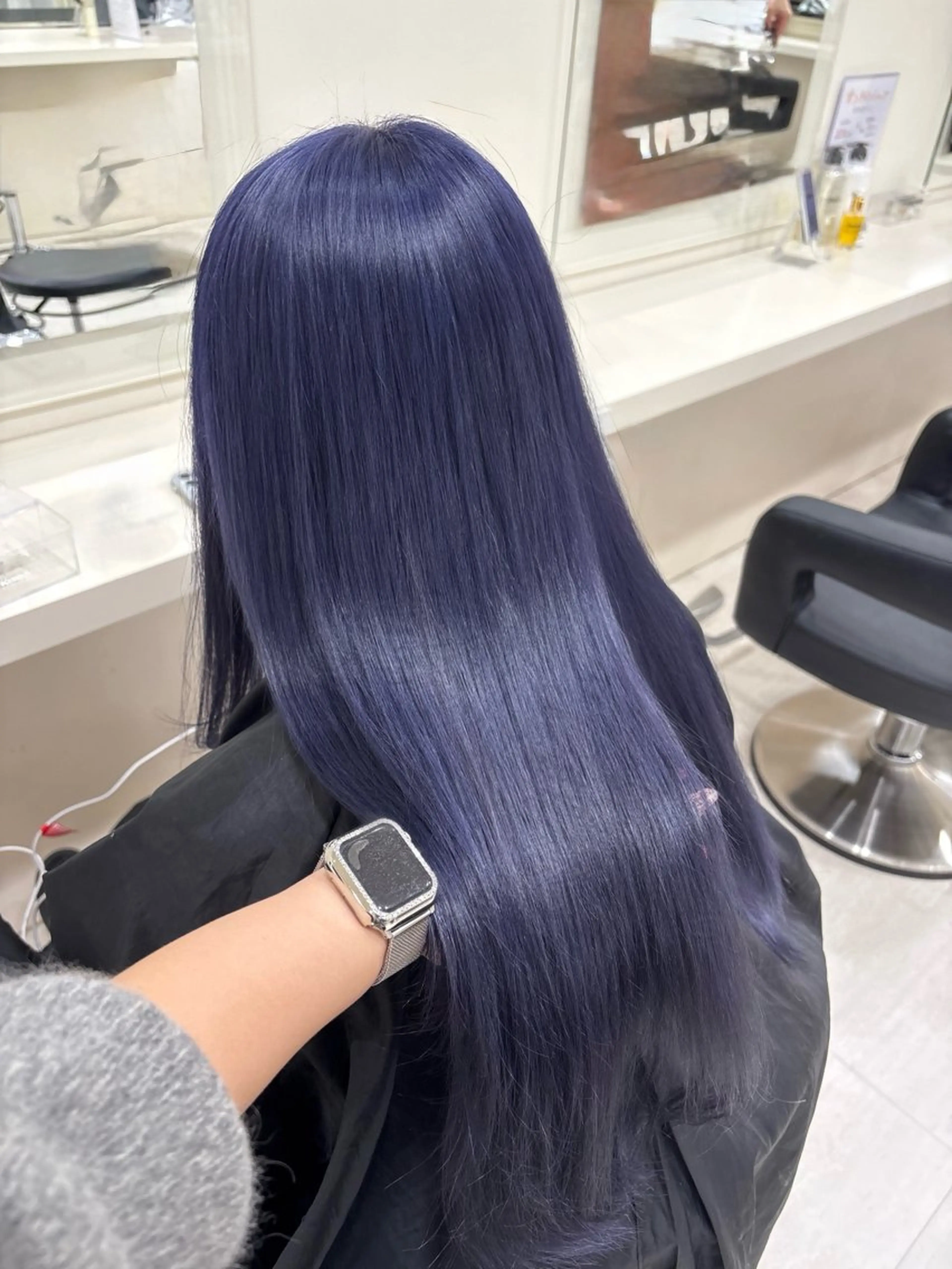 セミロング カラー ヘアアレンジ ヘアカラー 💟RINNA 艶カラー💟のヘアスタイル