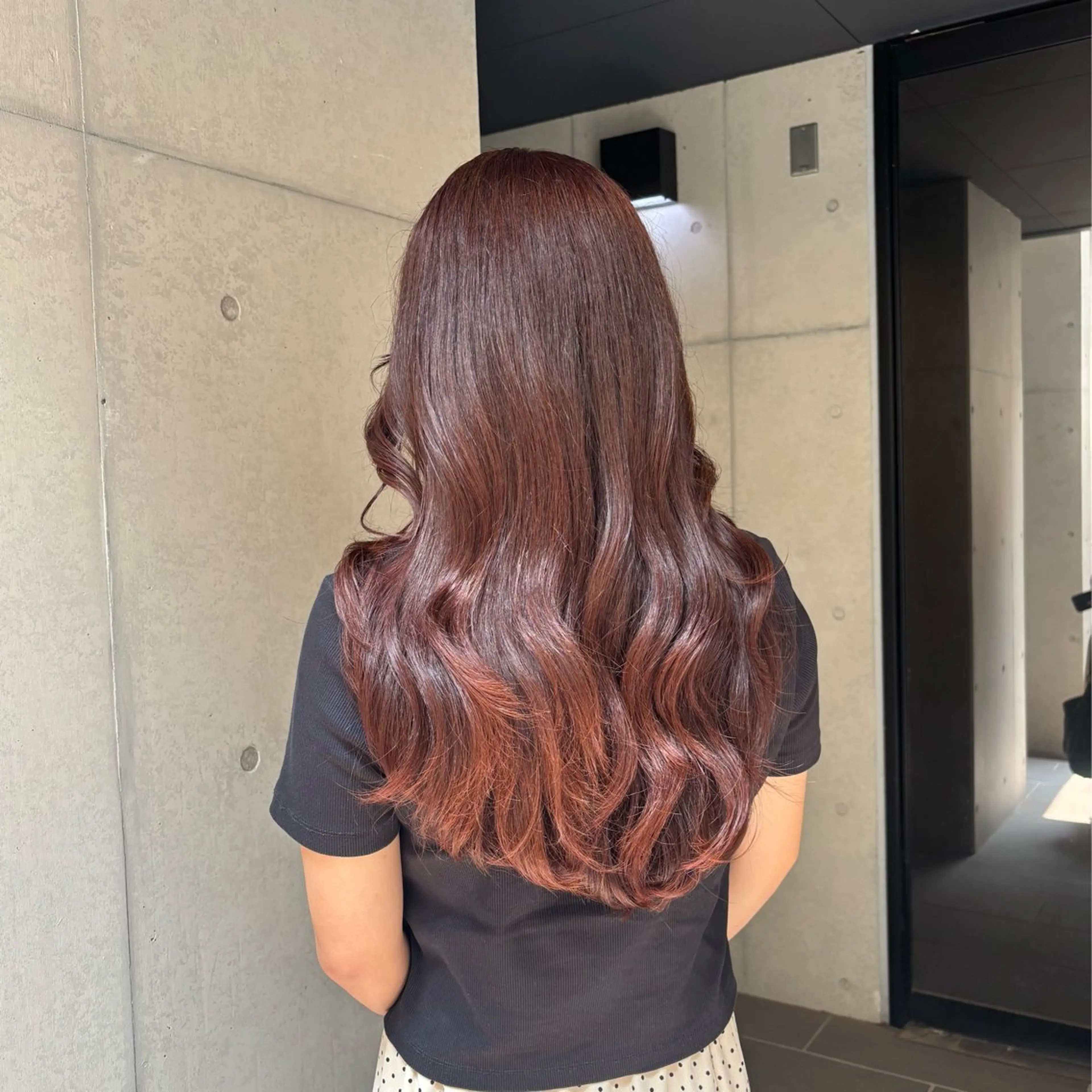 ロング カラー ピンクカラー ヘアカラー トリートメント 〖❁ちひろ| LEONID❁〗のヘアスタイル