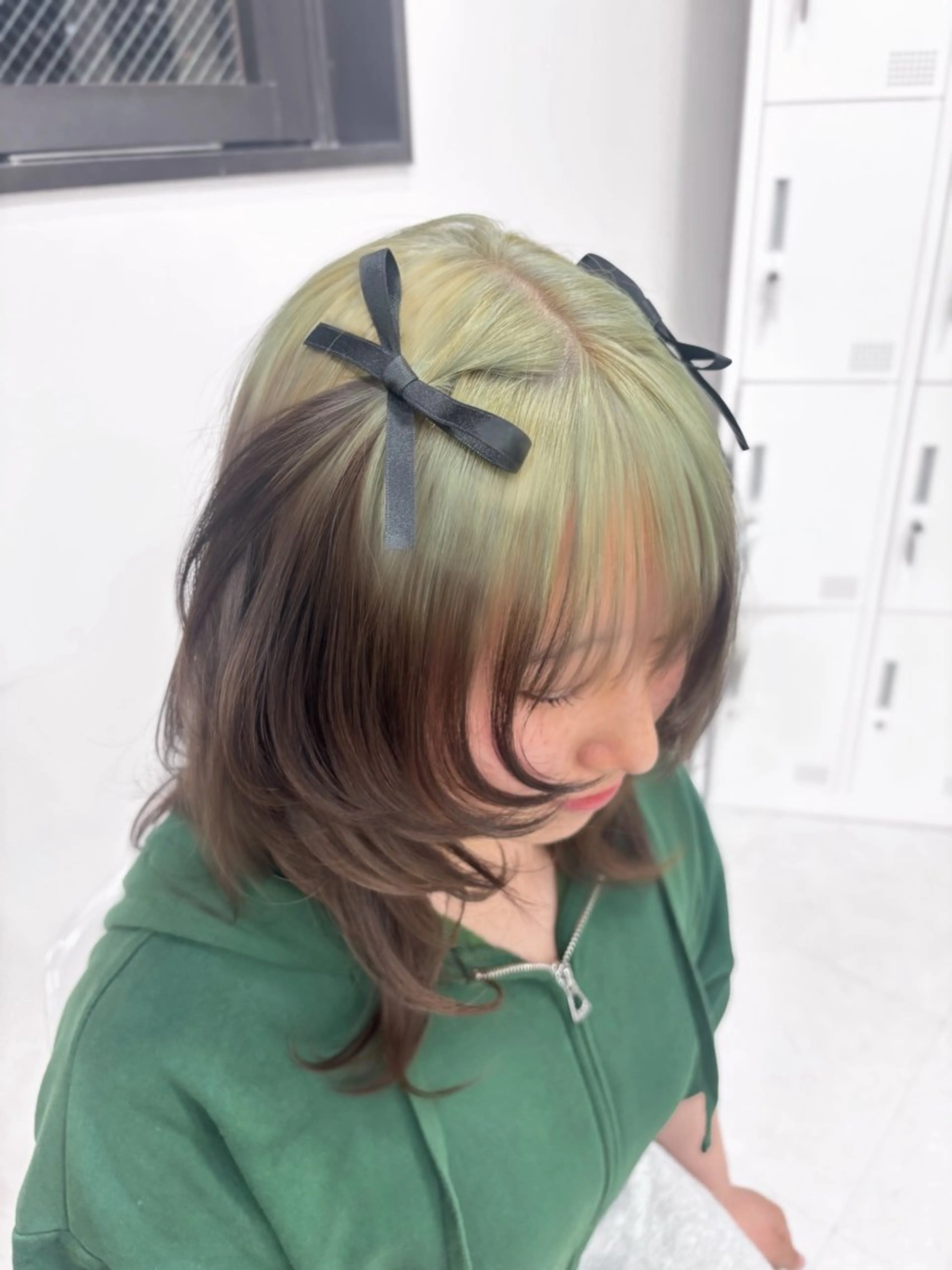 カラー ブリーチ デザインカラー ヘアカラー 艶カラー💞 amiのヘアスタイル