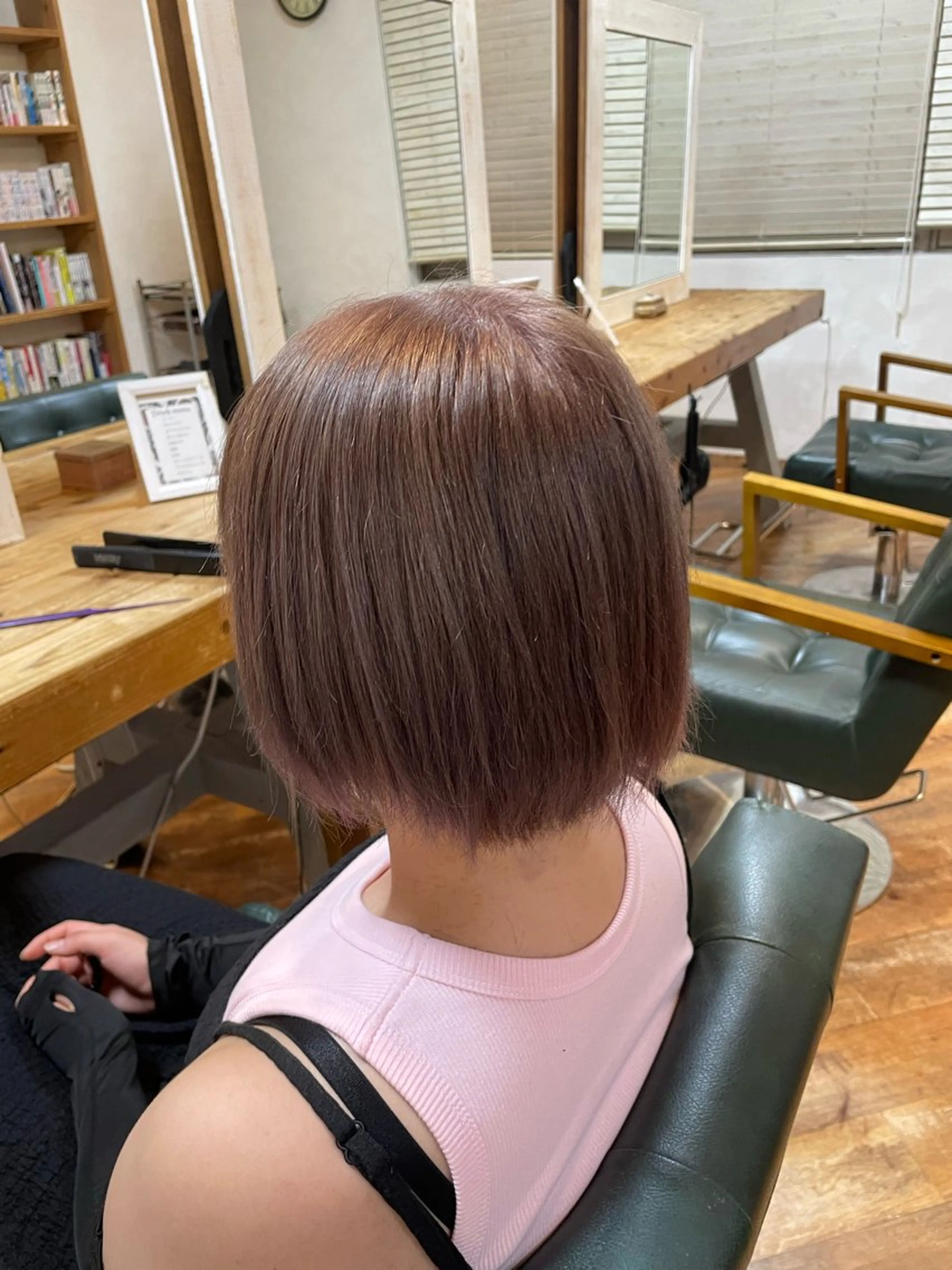 カラー ベージュカラー ブリーチ ピンクカラー ピンクベージュ LITTLE SORAのヘアスタイル