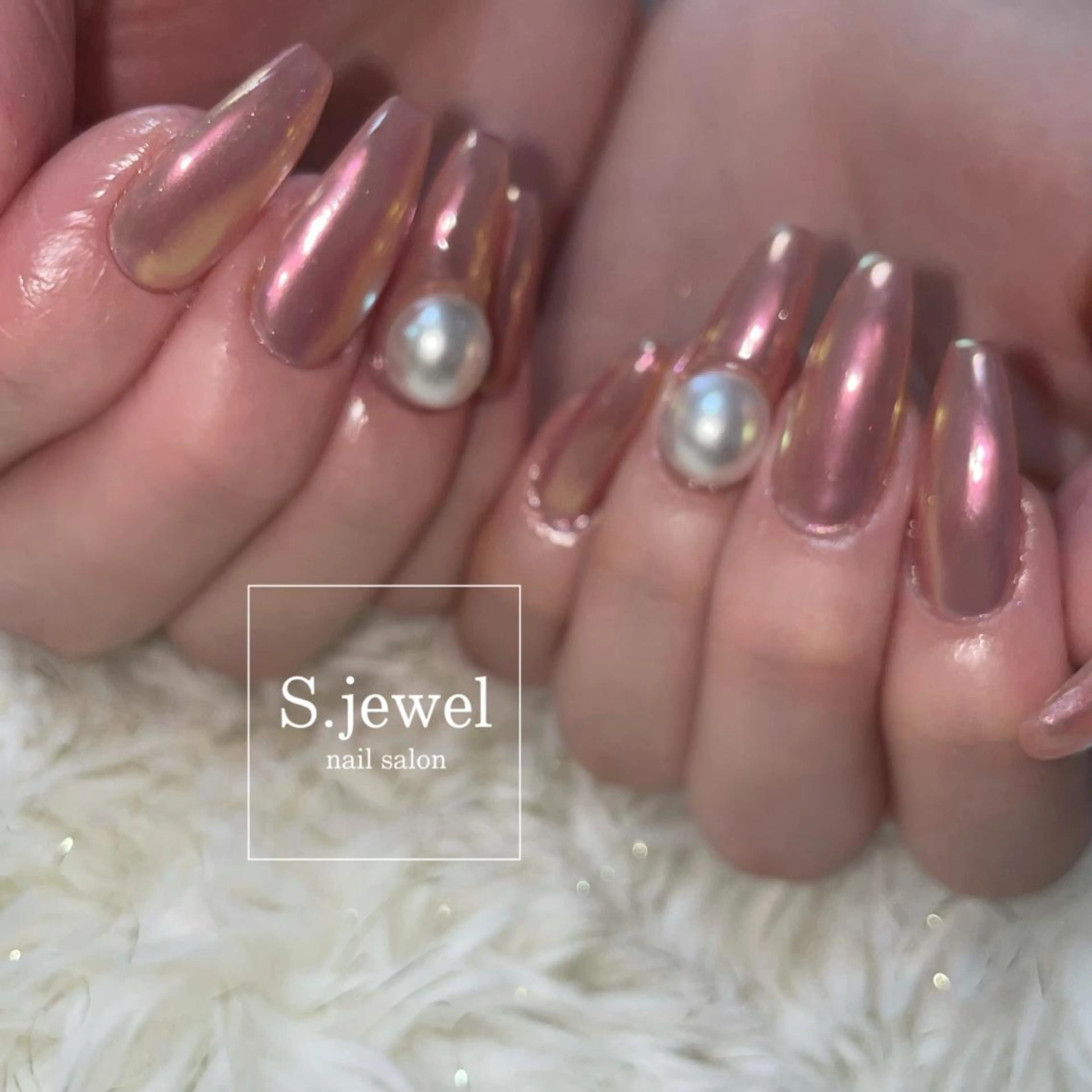 ネイル S. JEWELのネイルデザイン