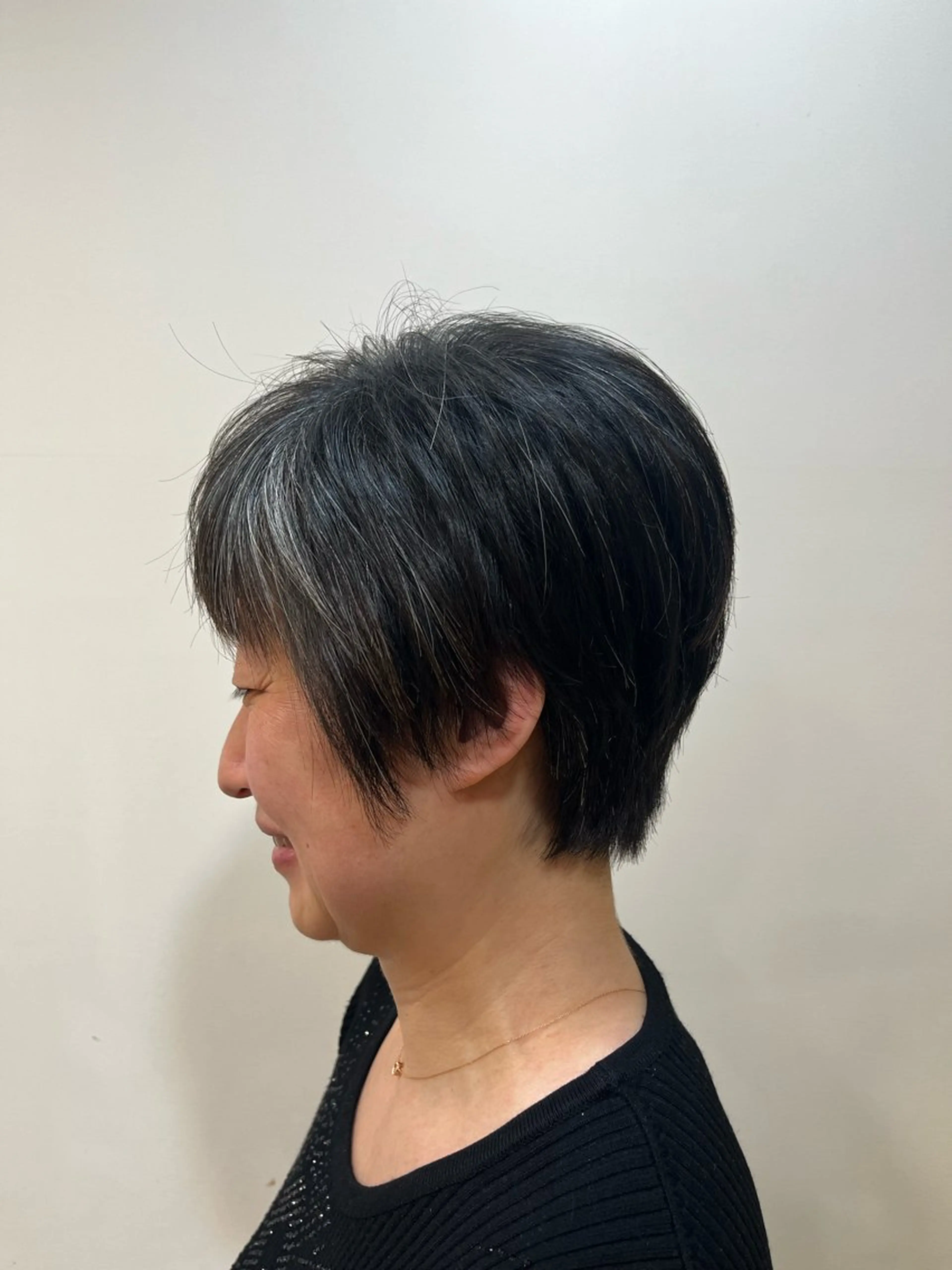 ショート 外山 弦聖のヘアスタイル