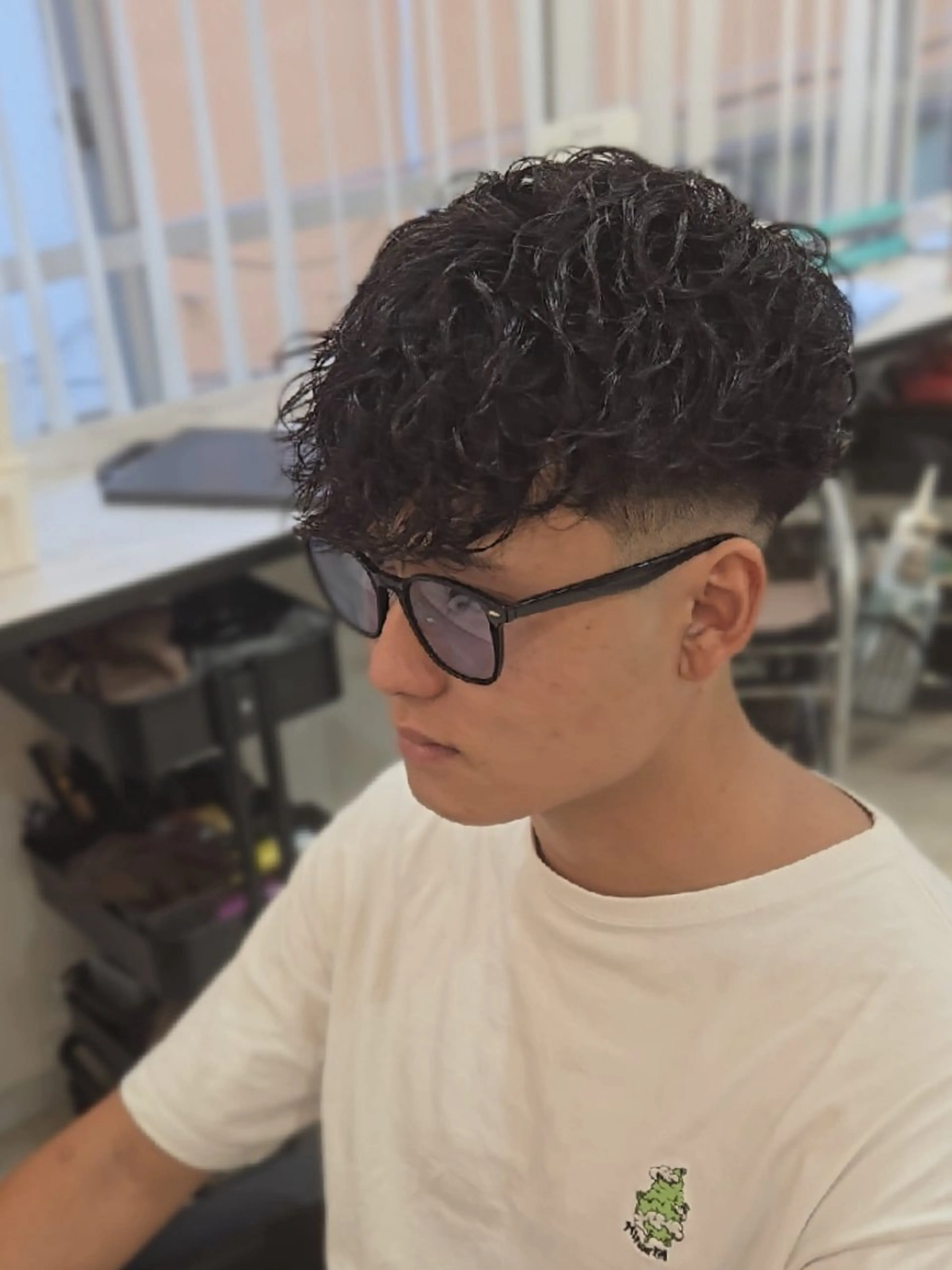 メンズ ミディアム パーマ スペインカール カット パーマ ヘアセット LEN名古屋/パーマ 海外ヘア/メンズ特化のヘアスタイル