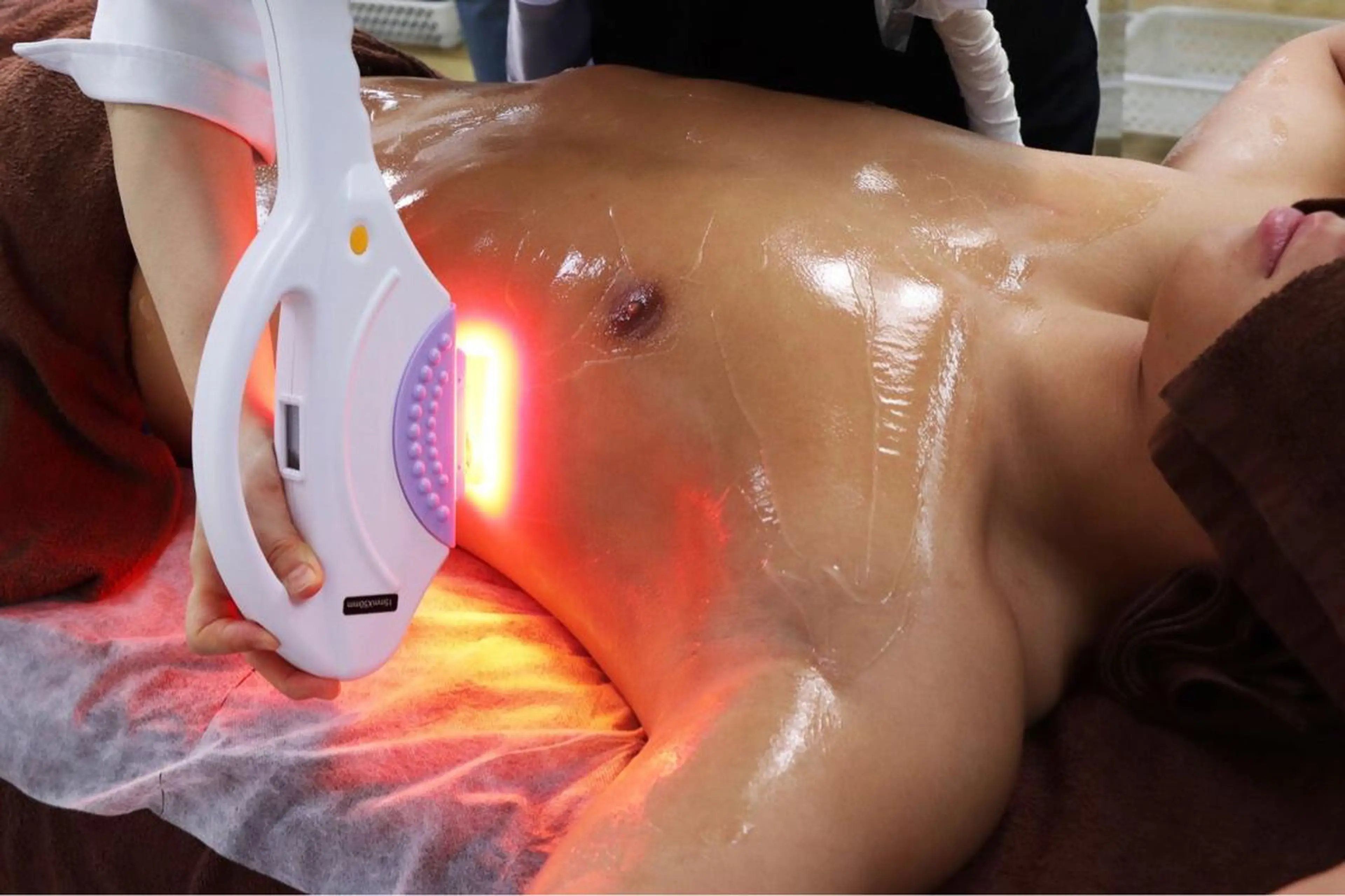 メンズ ホワイトニングサロン プレジールのエステ・リラクイメージ