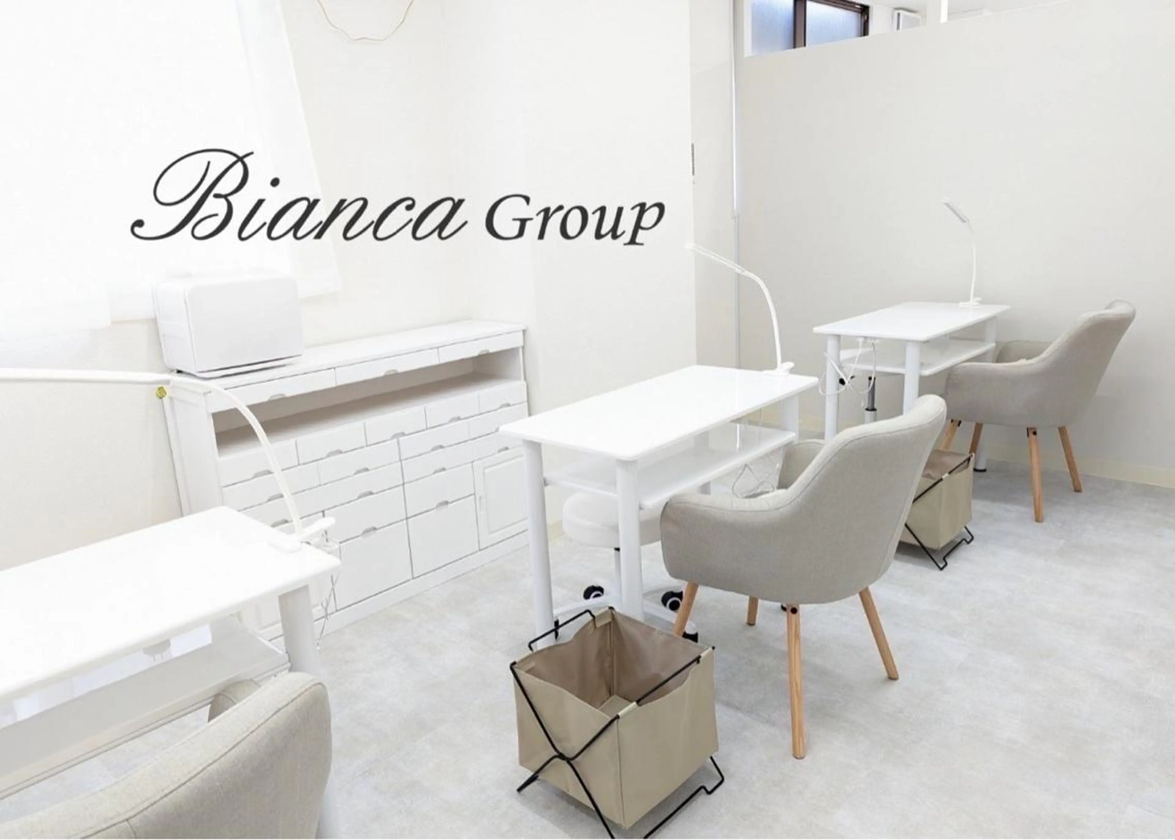 ネイル Bianca🩶 SHIONOのネイルデザイン