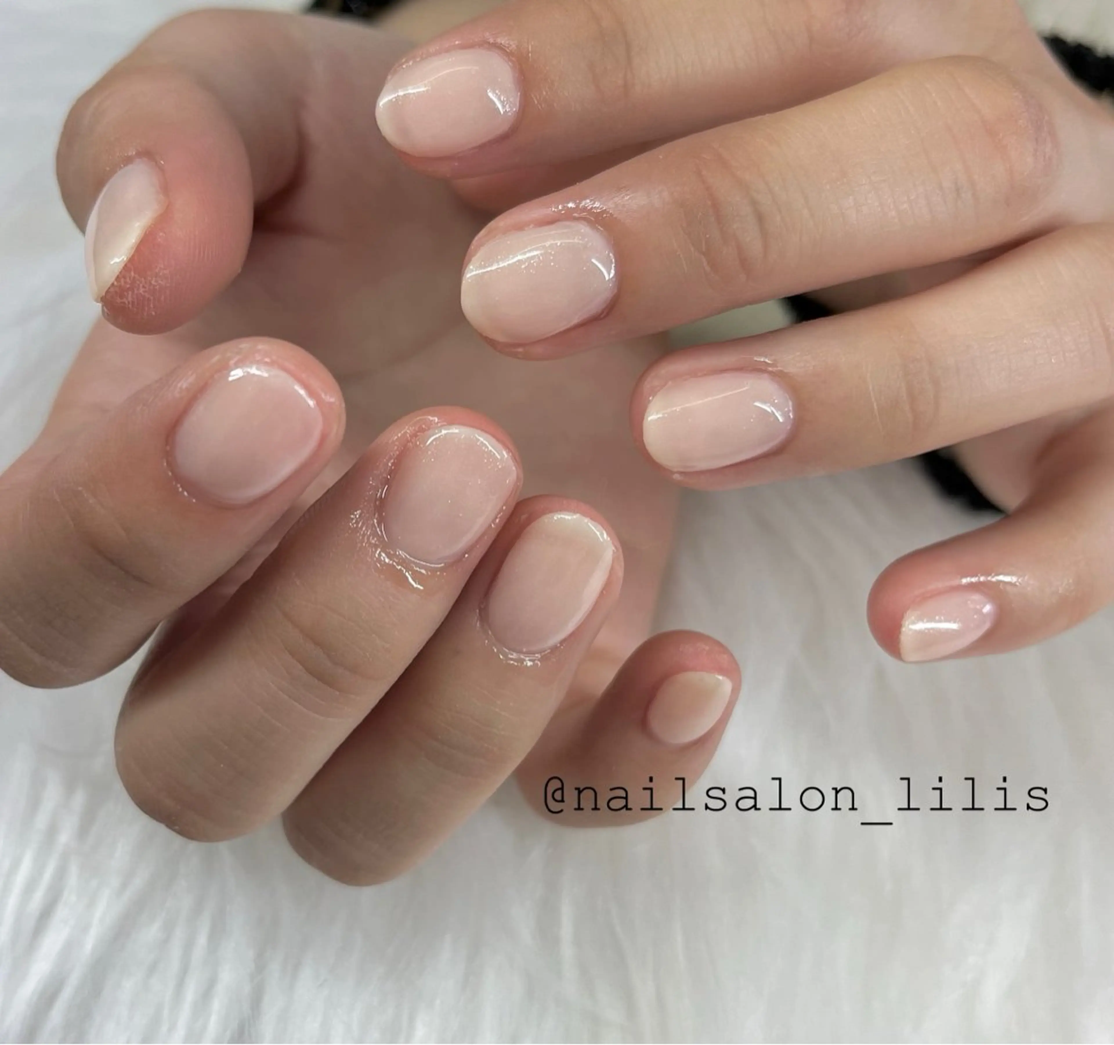 ネイル ハンドネイル nailsalon Lilisのネイルデザイン