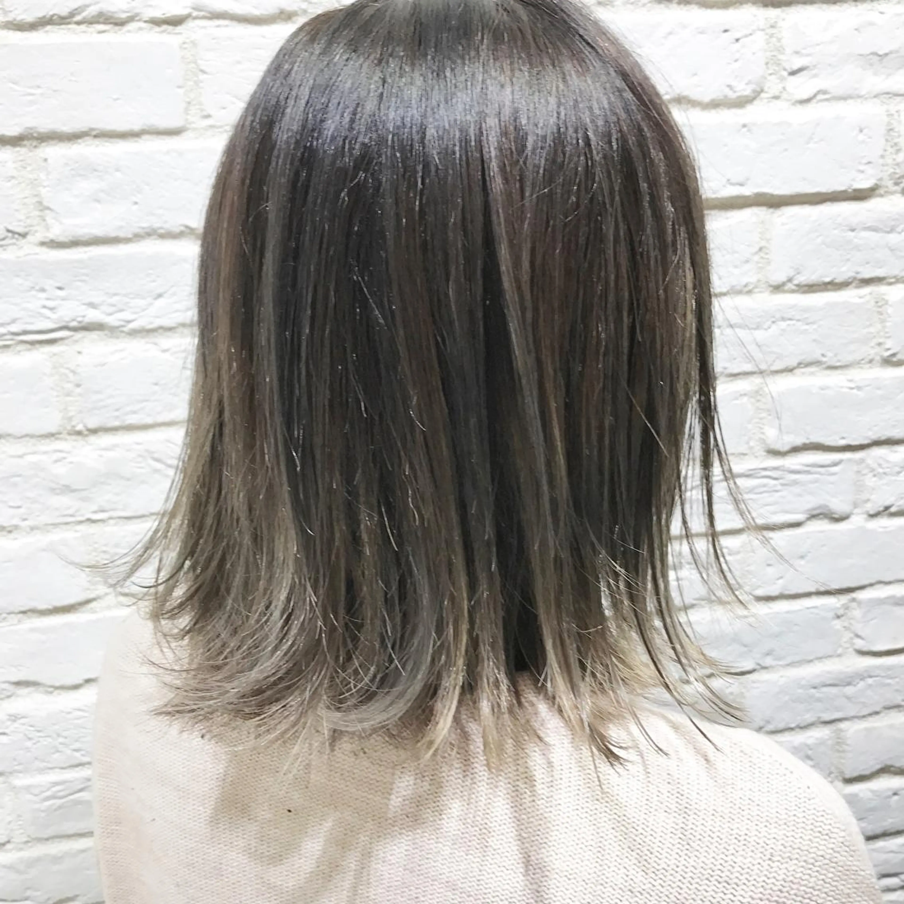 ショート カラー UMEDA FIGAROのヘアスタイル