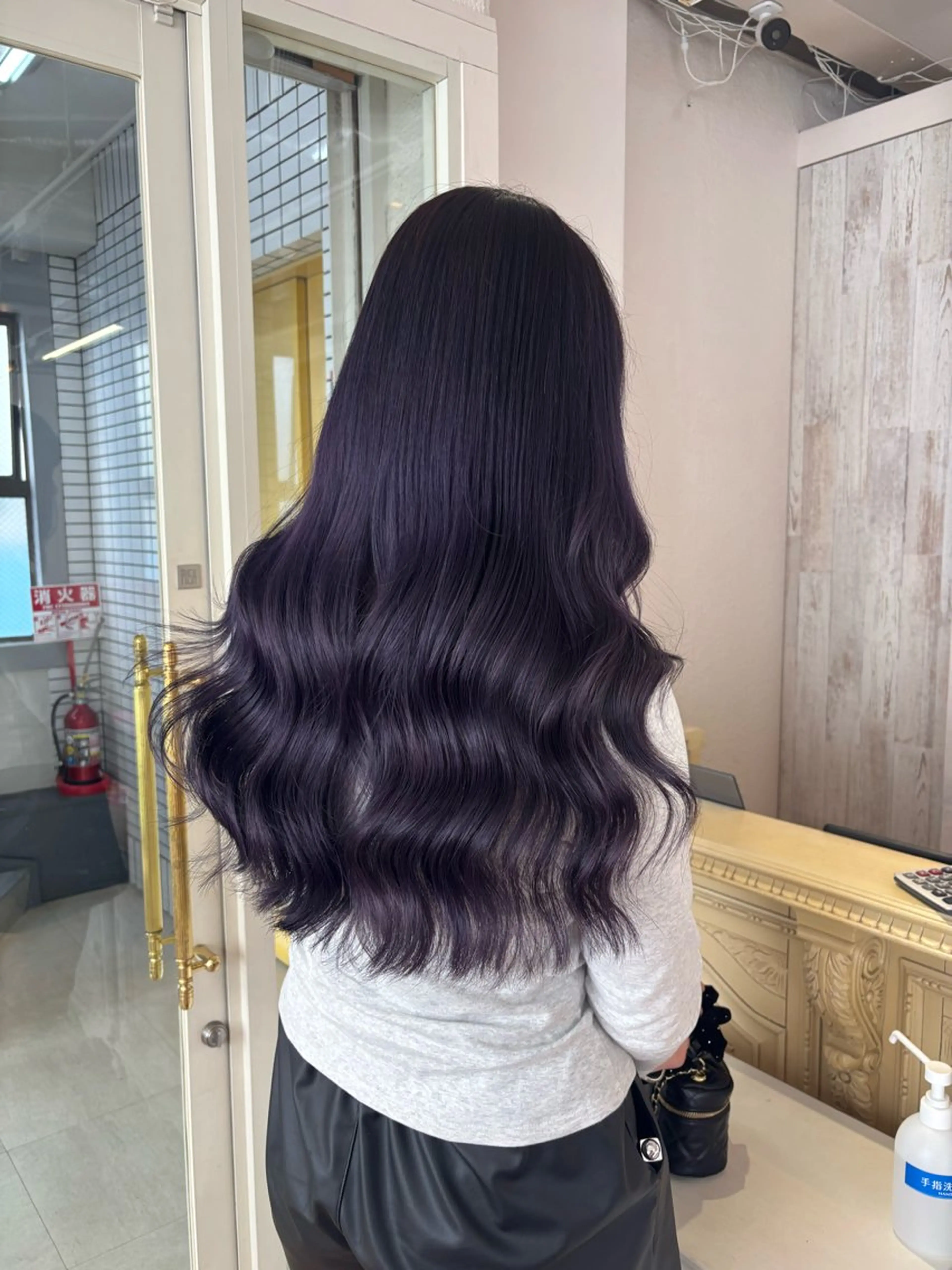 ロング apollo yokohama所属・レイヤーカット/ ハイトーン/ミノリのヘアスタイル