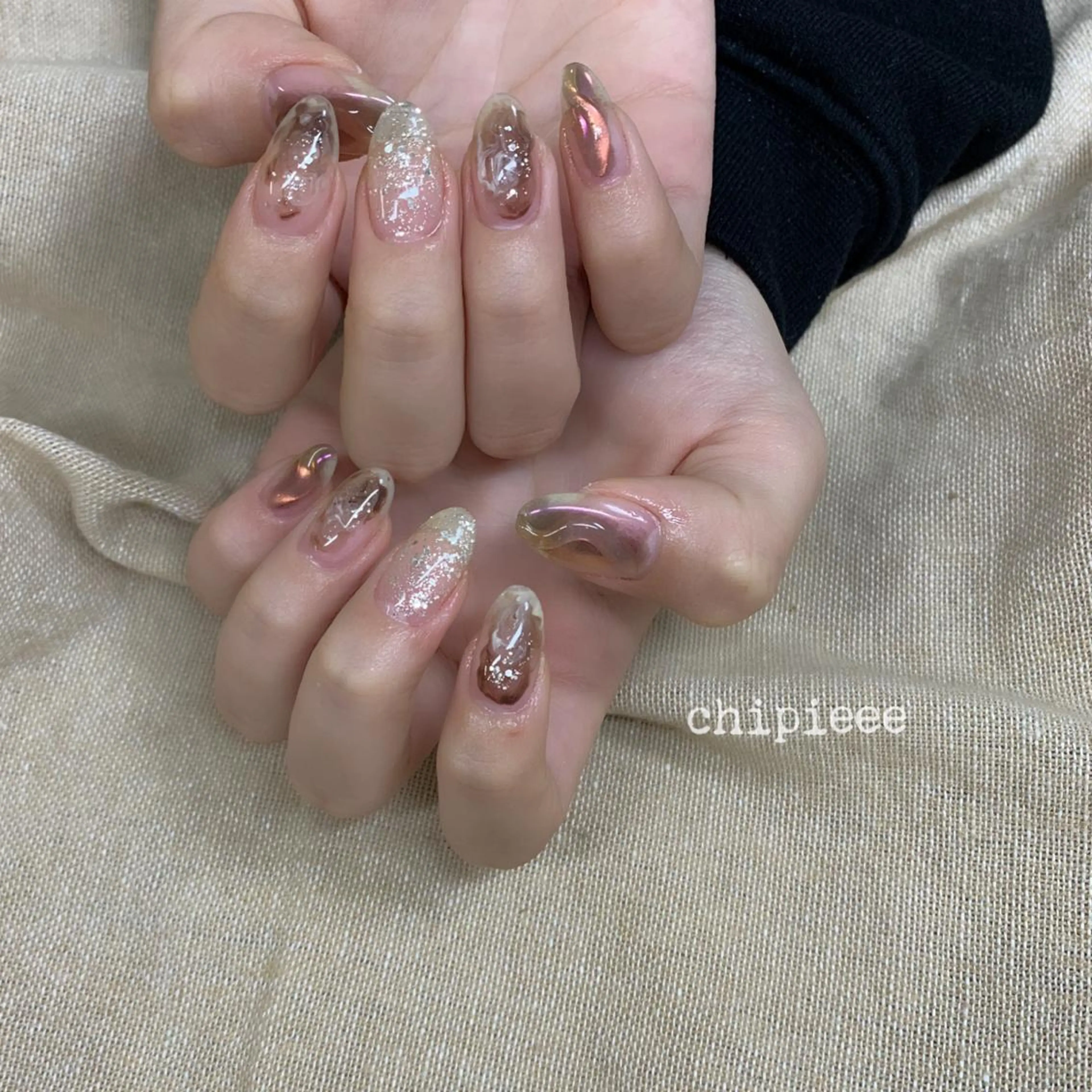 ネイル ブラウン ニュアンスネイル ぷっくりネイル . SHIORIのネイルデザイン