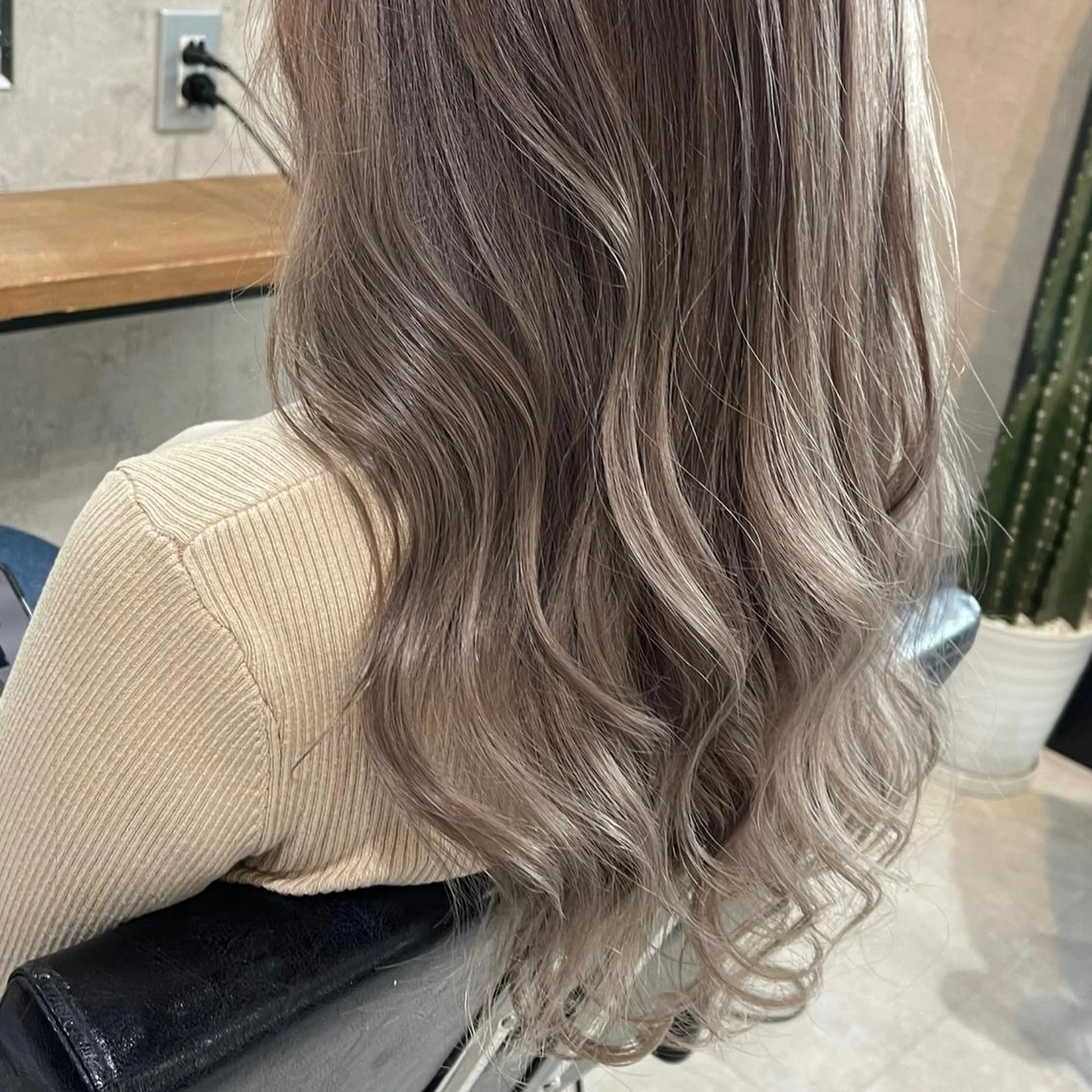 ロング カラー ブリーチ ケアブリーチ 透明感カラー ヘアカラー PARK by CREAM所属・松井那津子 /ハイライトブリーチのヘアスタイル