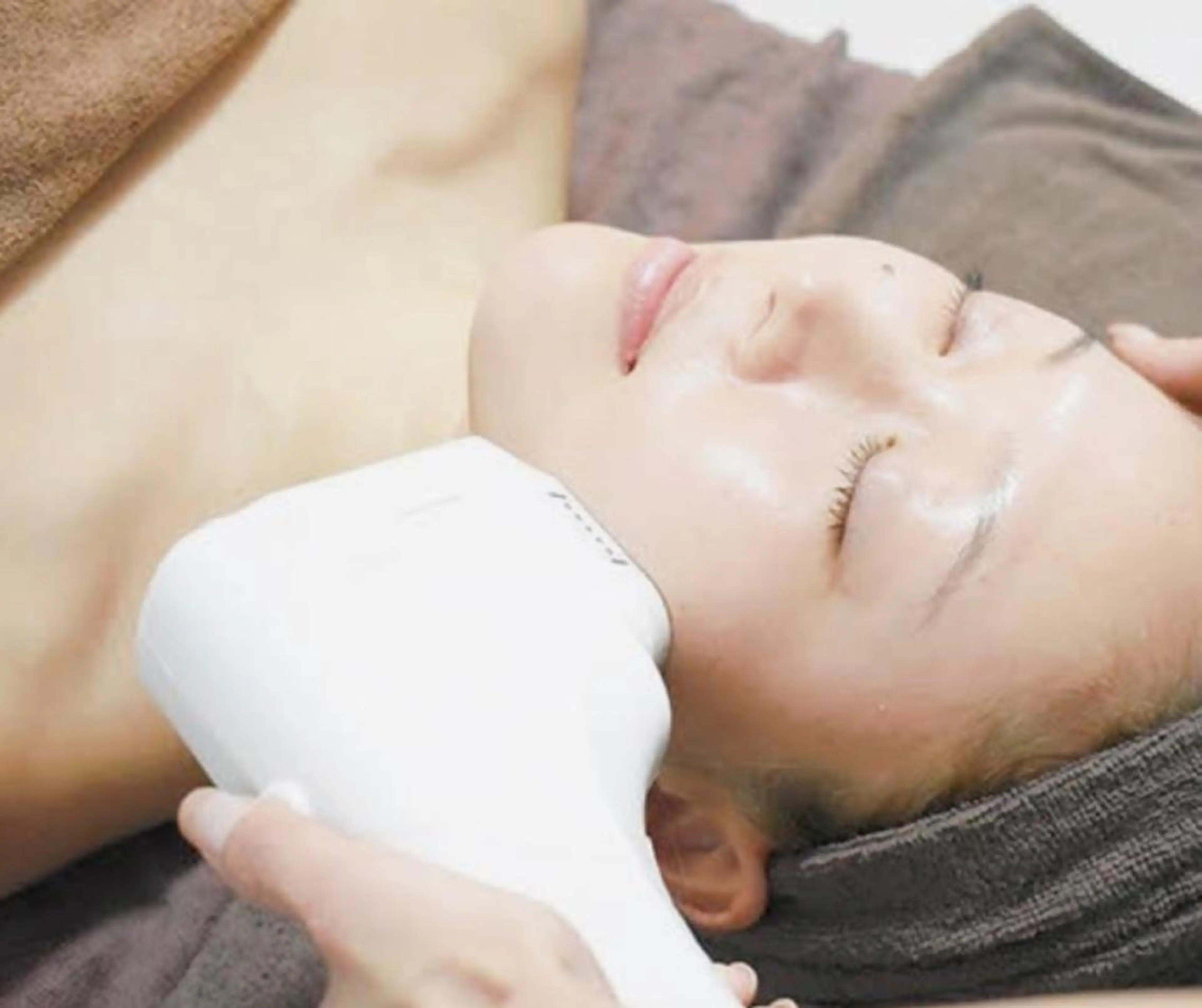 メンズ パーマ ロング Renatus 脱毛/美肌/眉/痩身のエステ・リラクイメージ