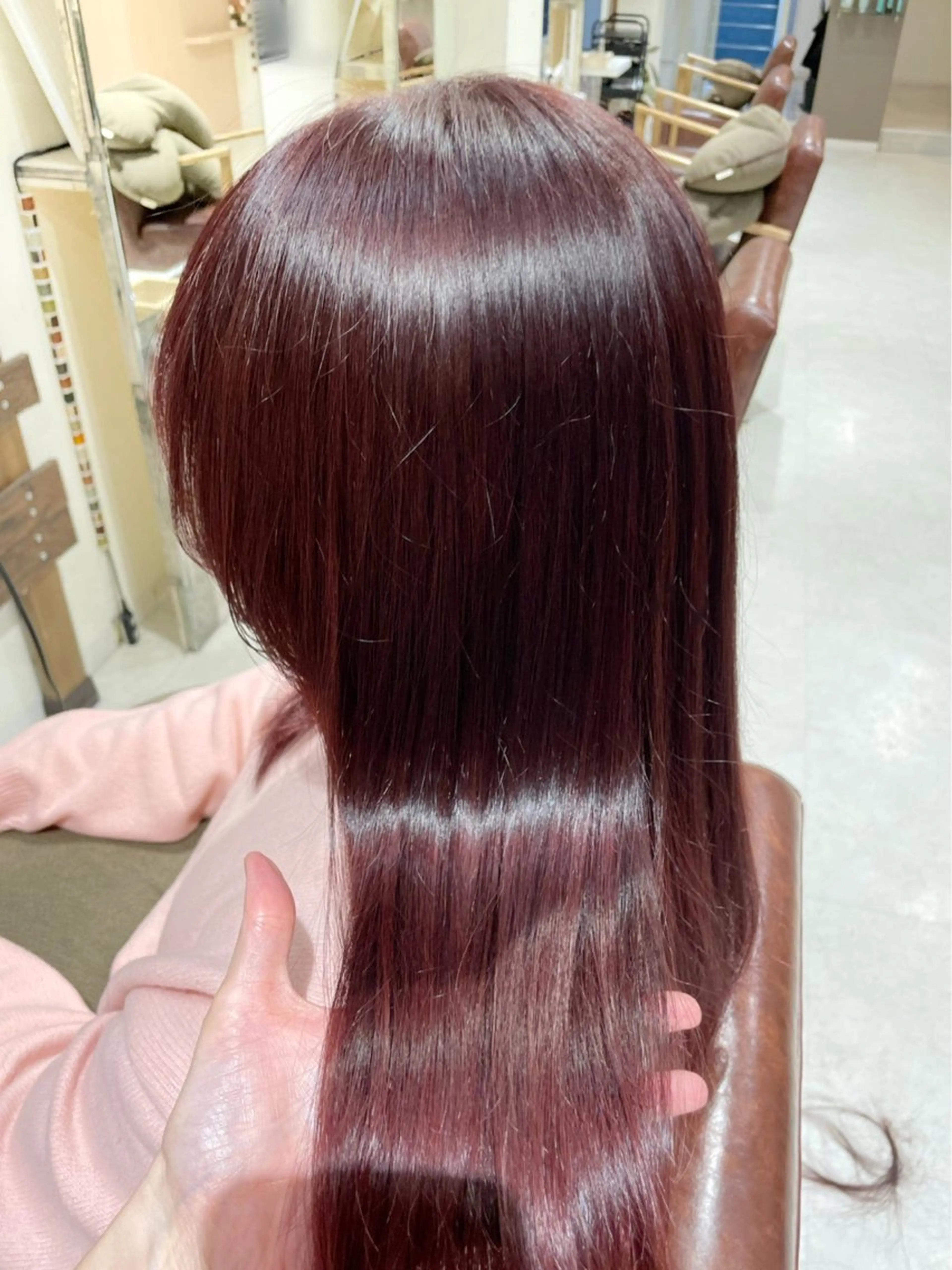 カラー KAI RIKAのヘアスタイル